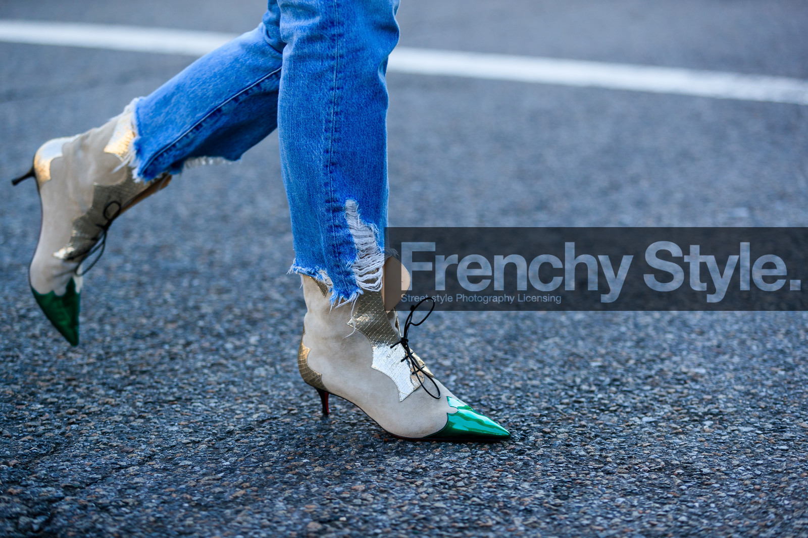 atmosphere details, blue denim, denim pants, detail, fashion week, frenchystyle, FW, grey boots, high heels, horizontal, jeans, jonathan paciullo, leather shoes, NEW YORK, NYFW, SPRING SUMMER 2018, SS 18, street style, trousers