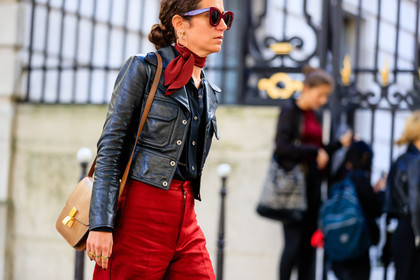 atmosphere details, black cardigan, black jacket, black perfecto, camel bag, detail, fashion week, frenchystyle, FW, horizontal, jonathan paciullo, leather bag, leather jacket, leather perfecto, ondine azoulay, PARIS, PFW, red pants, red scarf, SPRING SUMMER 2017, SS 17, street style, sunglasses, trousers