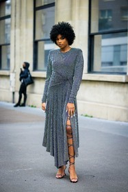 afro hair, smoky eyes, shiny dress, sparkling dress, open leg dress, crossed sandals, longdress, grey dress, fashion week, frenchystyle, FW, jonathan paciullo, street style, PARIS, PFW, SPRING SUMMER 2022, SS 22, full length, vertical, didi stone
