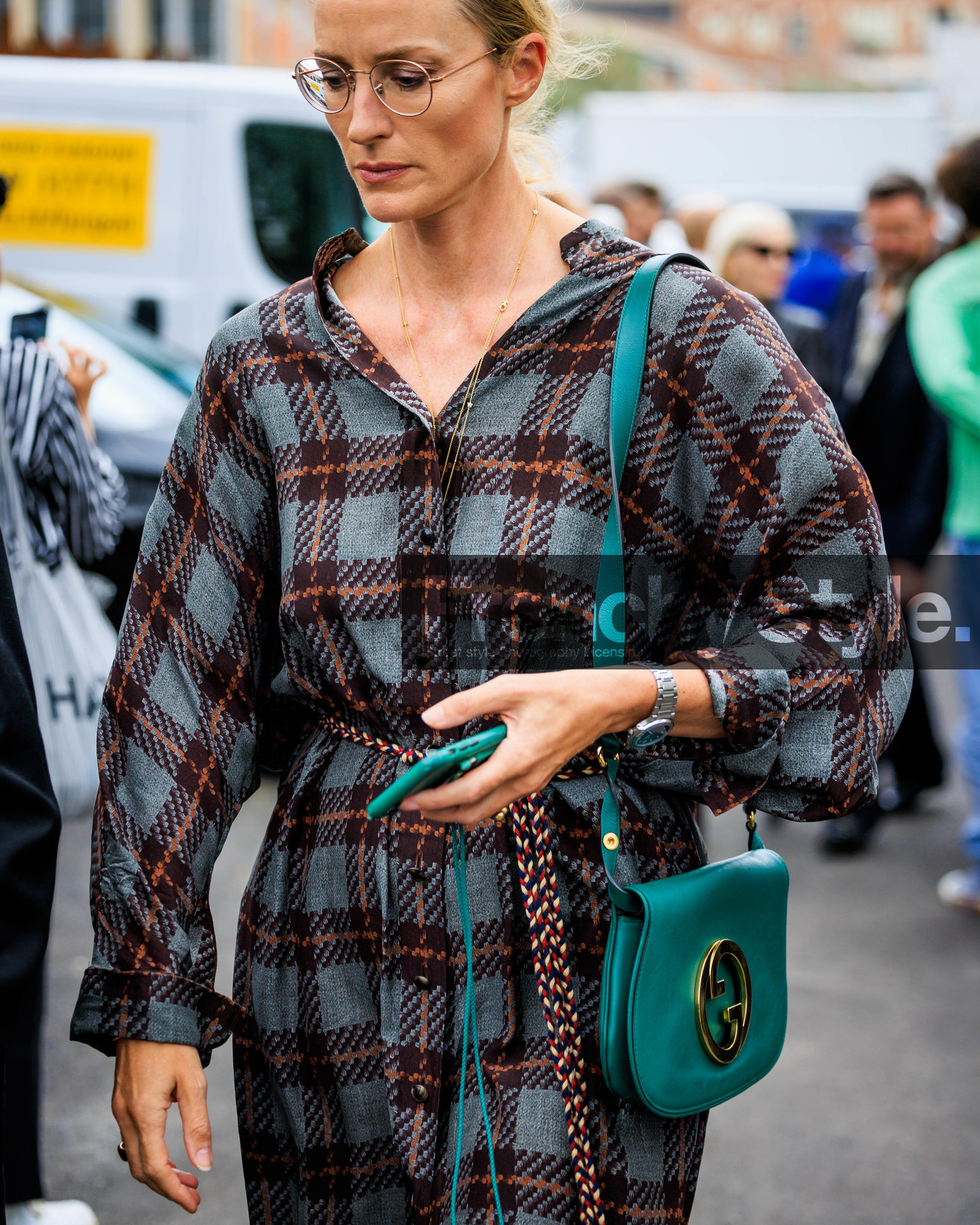 street style, jonathan paciullo, FW, fashion week, frenchystyle, MFW, MILAN, SPRING SUMMER 2024, SS 24, vertical, atmosphere details, detail