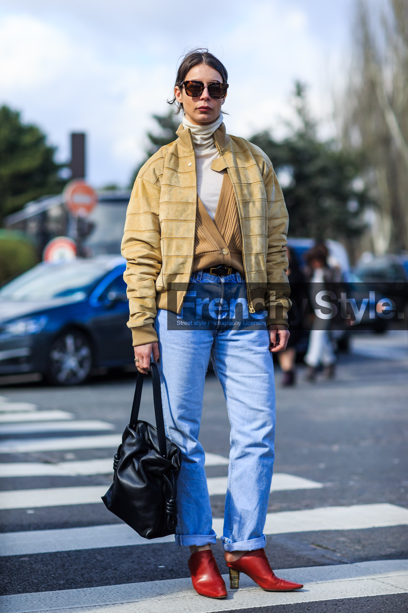 AUTUMN WINTER 2016-2017, AW 16-17, beige cardigan, beige jacket, beige turtleneck, black bag, blue denim, bomber jacket, denim pants, FALL WINTER 2016-2017, fashion week, frenchystyle, full length, FW, FW 16-17, high heels, irina lakicevic, jeans, jonathan paciullo, leather bag, leather boots, loewe, PARIS, PFW, red boots, red shoes, street style, suede jacket, sunglasses, trousers, vertical