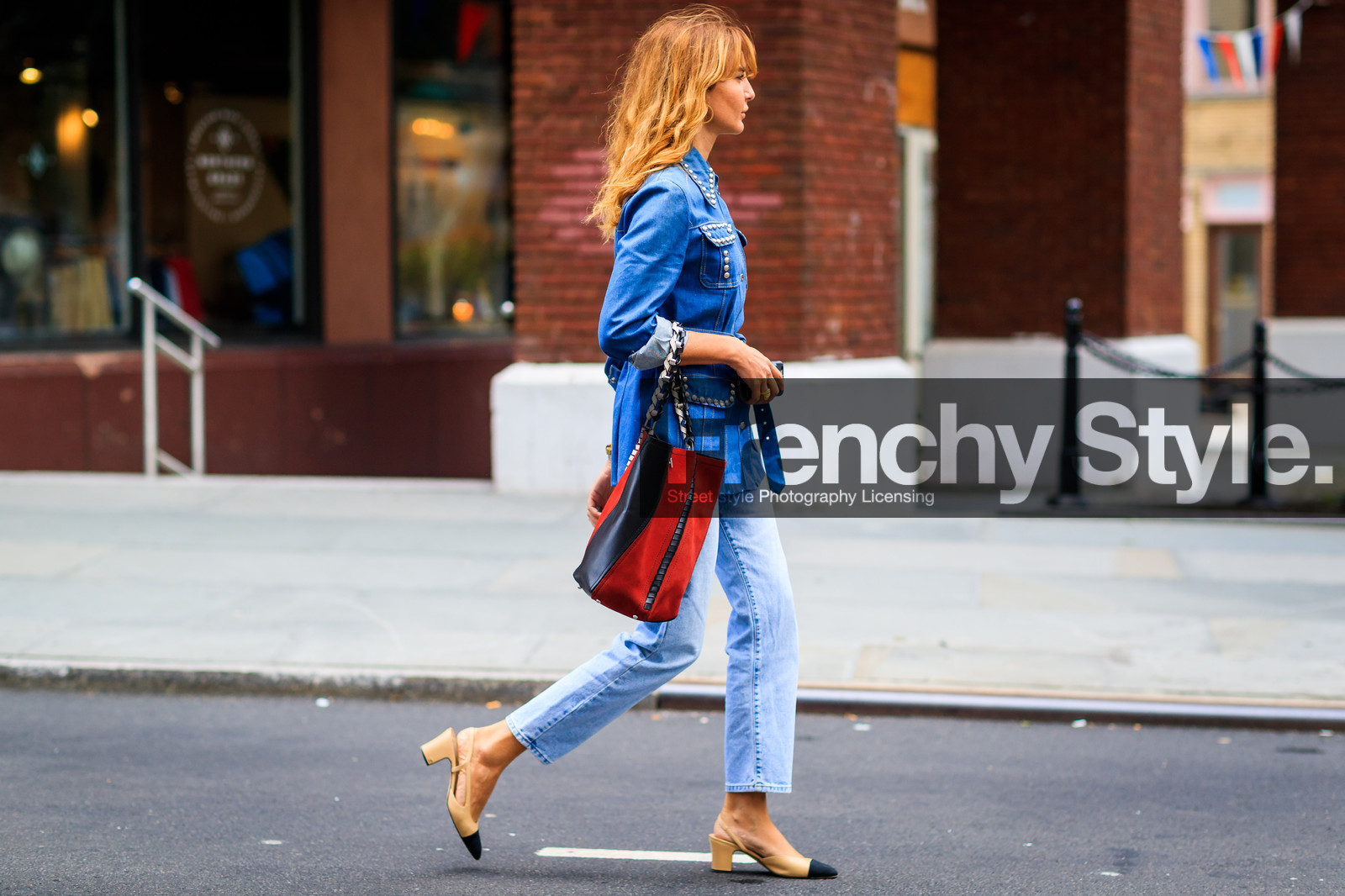 atmosphere details, beige shoes, belted jacket, blue denim, chanel, denim jacket, denim pants, ece sukan, fashion week, frenchystyle, full length, FW, graphic bag, high heels, horizontal, jeans, jonathan paciullo, leather bag, leather shoes, NEW YORK, NYFW, printed bag, red bag, SPRING SUMMER 2018, SS 18, street style, striped bag, studs, trousers