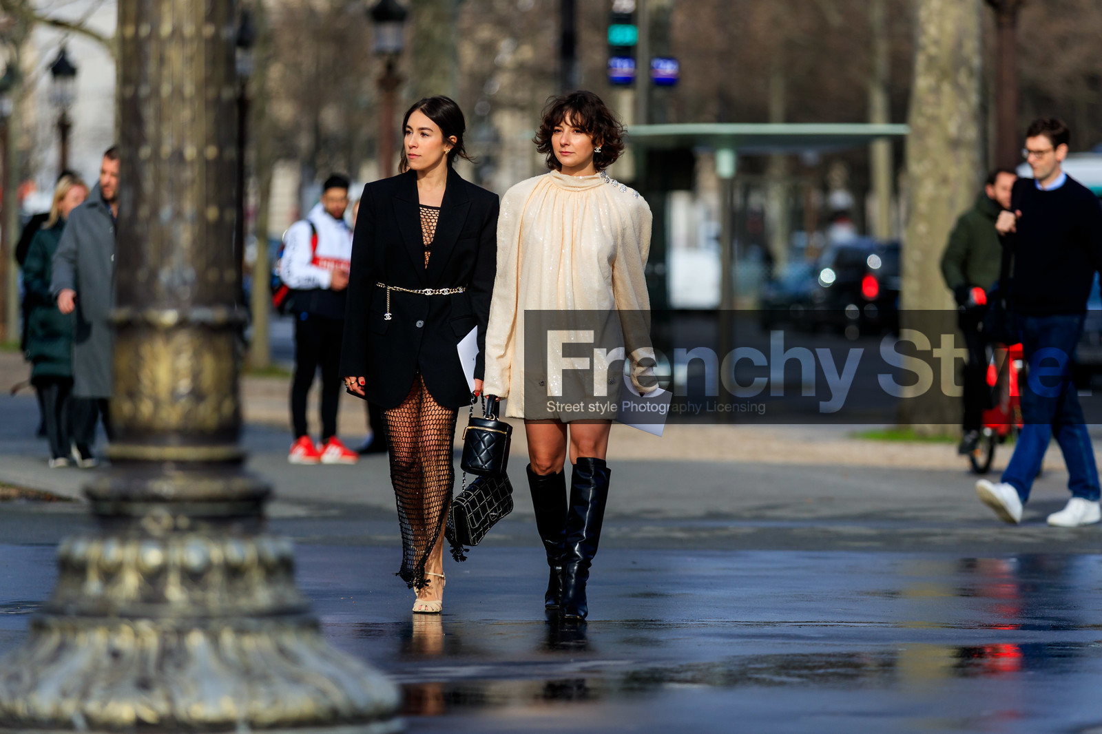 alyssa coscarelli, white dress, sequins dress, high collar dress, long sleeves dress, mini dress, chanel bag, chanel dress, chanel earrings, black leather bag, black leather boots, high boots, high heels boots, box bag, hand bag, quilted bag, logo earrings, strassed earrings, strassed dress, lauren caruso, chanel bag, chanel belt, black jacket, black dress, beige suede sandals, beige suede shoes, high heels sandals, high heels shoes, fishnet dress, long dress, checked bag, quilted bag, silvered chain strap bag, pearl embroidered dress, metalic belt, silvered belt, belted jacket, fashion week, frenchystyle, FW, jonathan paciullo, street style, PFW, PARIS, horizontal, atmosphere details, full length