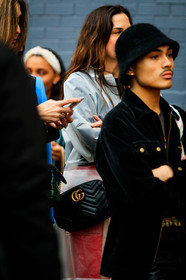 raincoat, gucci bag, sheer coat, white coat, black leather bag, quilted bag, shoulder bag, fashion week, frenchystyle, FW, jonathan paciullo, street style, AUTUMN WINTER 2020-2021, FALL WINTER 2020-2021, FW 20-21, vertical, atmosphere details, detail, NYFW, NEW YORK