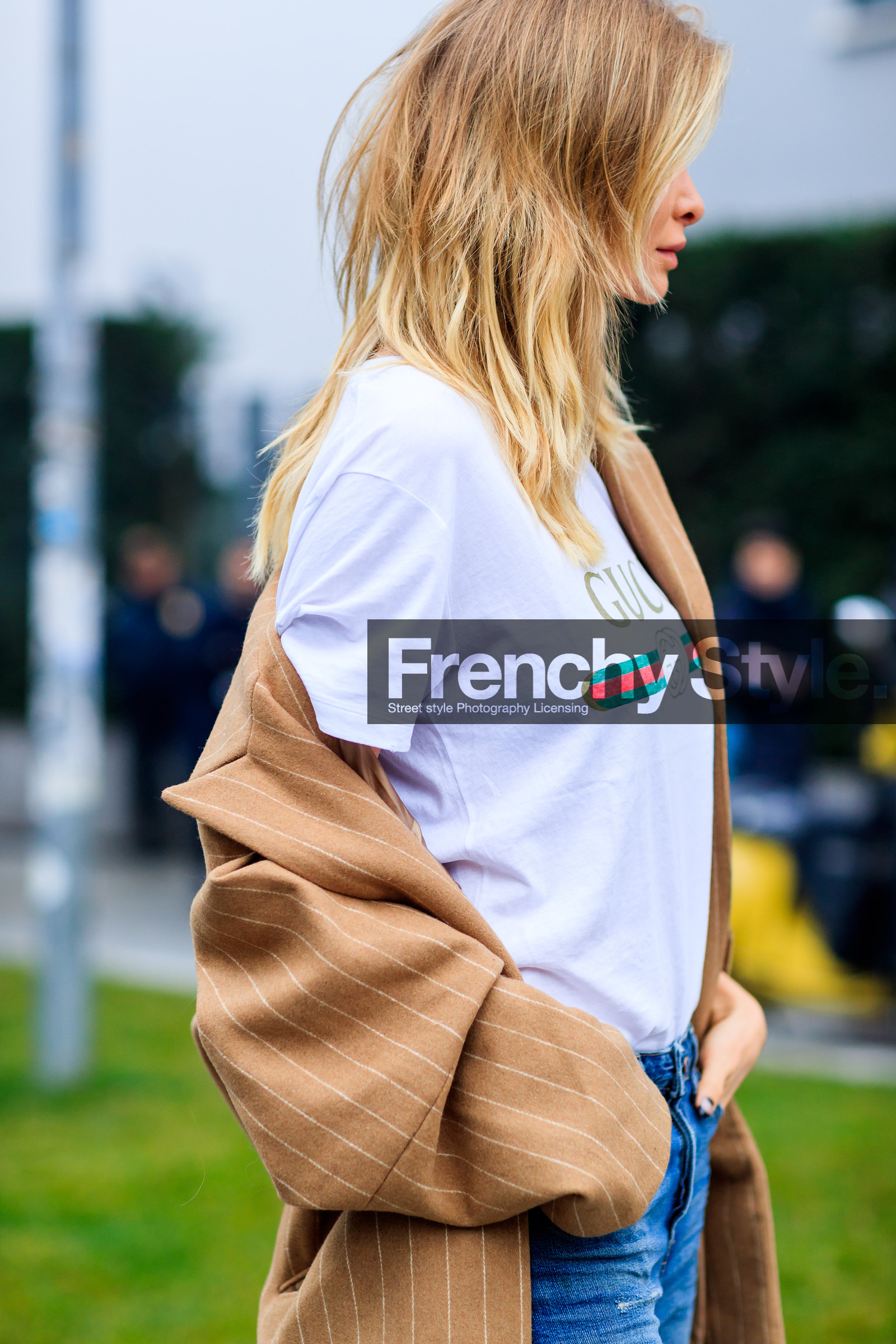 AUTUMN WINTER 2017-2018, AW 17-18, beige jacket, blue denim, denim pants, detail, FALL WINTER 2017-2018, fashion week, frenchystyle, FW, FW 17-18, graphic jacket, gucci, jeans, jonathan paciullo, MFW, MILAN, printed jacket, printed t shirt, street style, trousers, vertical, white t shirt