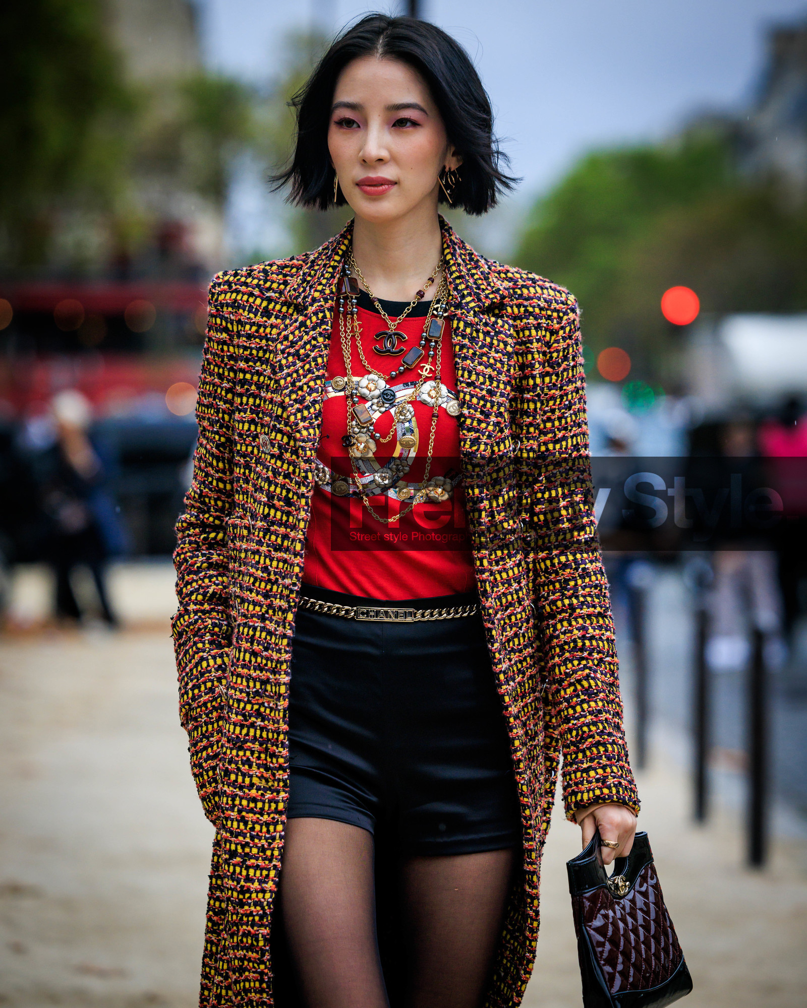 PARIS, PFW, fashion week, frenchystyle, FW, jonathan paciullo, street style, SPRING SUMMER 2024, SS 24, vertical, atmosphere details, detail