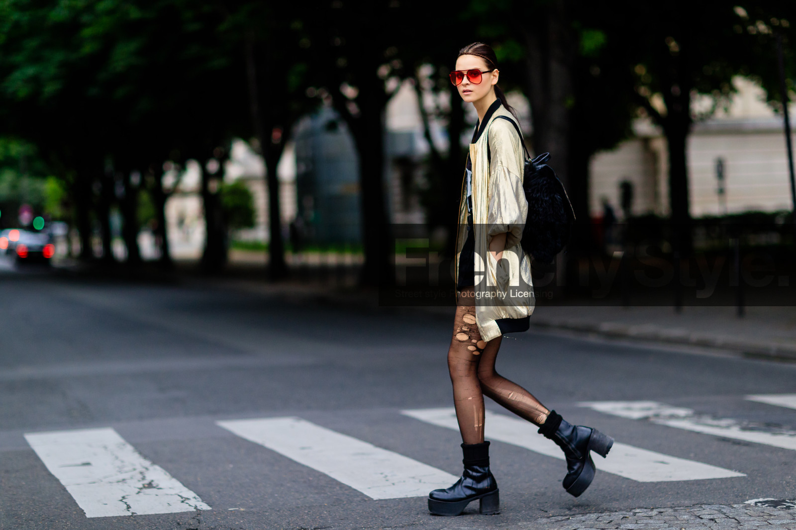 ana cristina, atmosphere details, AUTUMN WINTER 2016-2017, AW 16-17, backpack, black bag, black boots, black shorts, bomber jacket, detail, FALL WINTER 2016-2017, fashion week, frenchystyle, fun sunglasses, FW, FW 16-17, golden jacket, HAUTE COUTURE, high heels, horizontal, jonathan paciullo, leather boots, long hair, MENSWEAR, model, PARIS, PFW, street style, sunglasses, tights