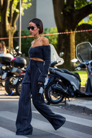 Alexandra Guerain, black bag, black sunglasses, crop top, fendi earrings, fendi look, gold necklace, grey knit, grey monochrome, grey pants, high waist pants, knitwear, large pants, mini bag, monochrome, necklace, off shoulder top, sunglasses, wool pants, wool top, fashion week, frenchystyle, FW, jonathan paciullo, street style, MFW, MILAN, SPRING SUMMER 2022, SS 22, vertical, full length