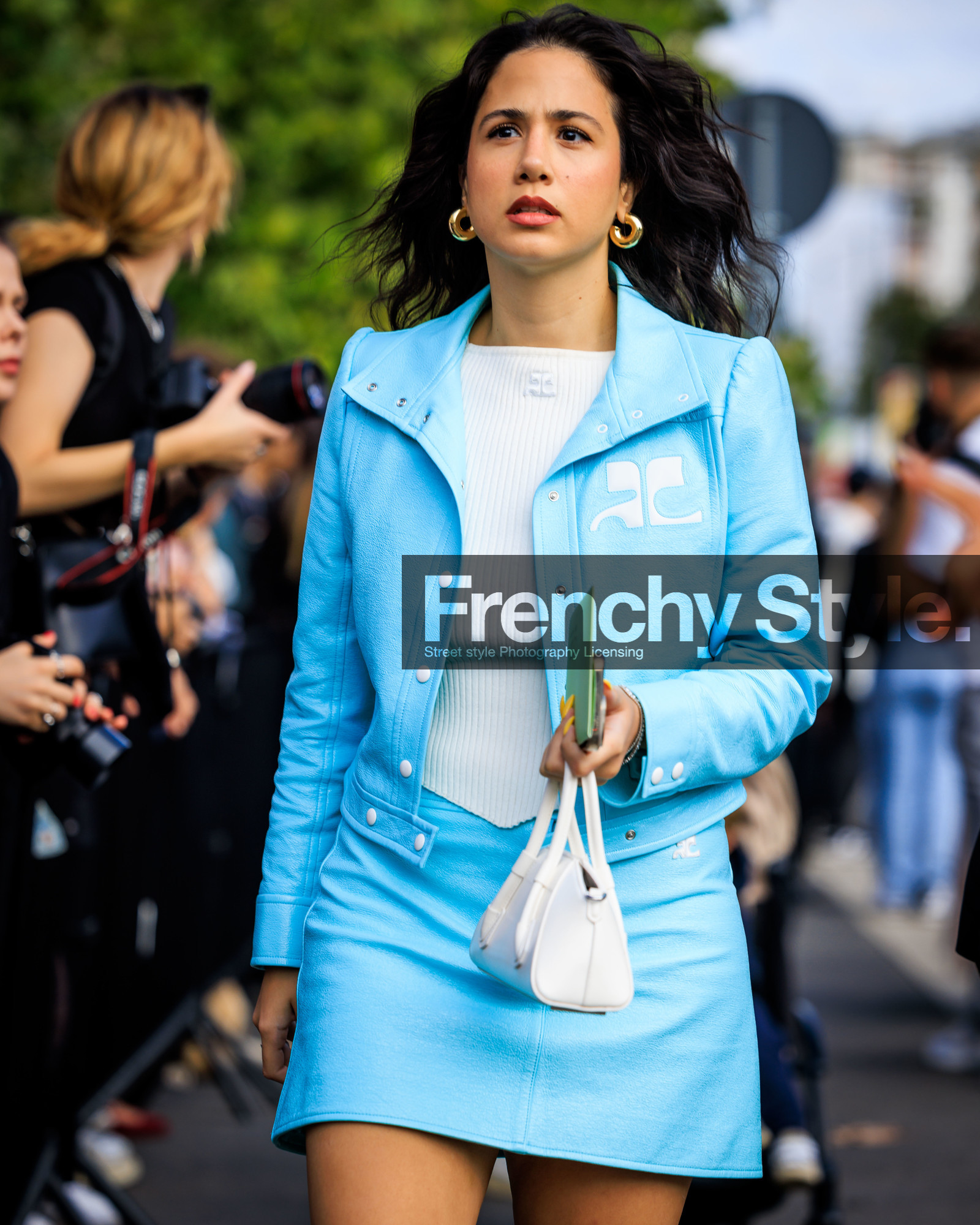 street style, jonathan paciullo, FW, fashion week, frenchystyle, MFW, MILAN, SPRING SUMMER 2024, SS 24, vertical, atmosphere details, detail