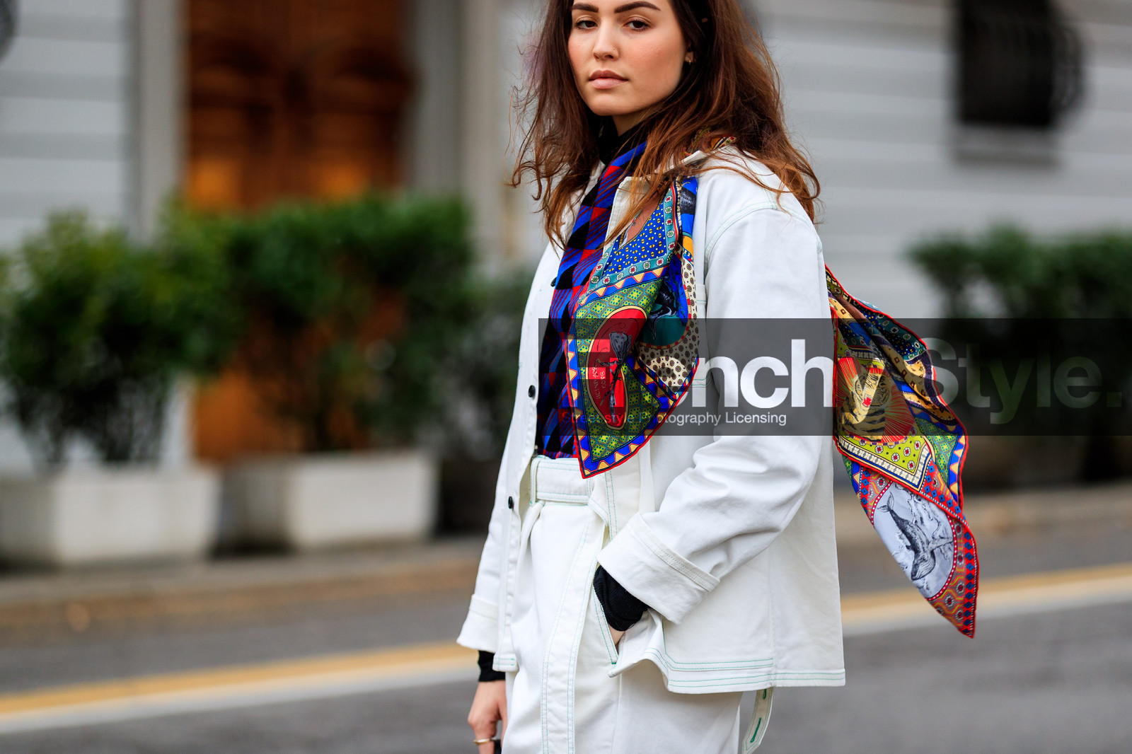 denim jacket, denim pants, jeans, printed scarf, trousers, white denim, fashion week, frenchystyle, FW, jonathan paciullo, street style, MFW, MILAN, AUTUMN WINTER 2018-2019, FALL WINTER 2018-2019, FW 18-19, horizontal, atmosphere details
