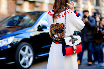 adrianne ho, animal print, anna dello russo, atmosphere details, AUTUMN WINTER 2017-2018, AW 17-18, back detail, detail, embroidered bag, FALL WINTER 2017-2018, fashion week, frenchystyle, FW, FW 17-18, graphic coat, graphic jacket, gucci, horizontal, jonathan paciullo, leather bag, MFW, MILAN, printed bag, printed coat, printed jacket, sequined bag, street style, white coat