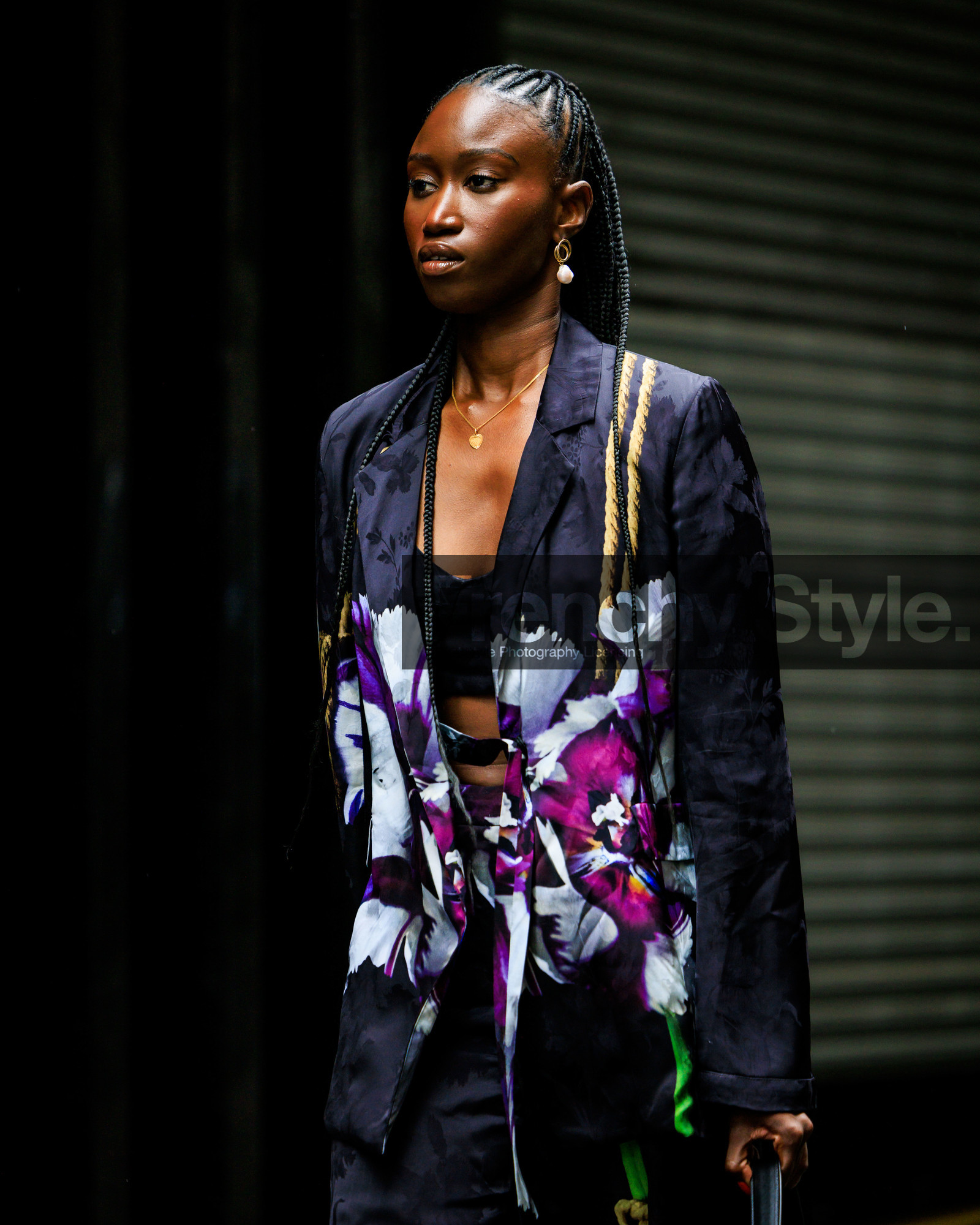 jonathan paciullo, FW, frenchystyle, fashion week, street style, vertical, detail, atmosphere details, NYFW, NEW YORK, SPRING SUMMER 2024, SS 24