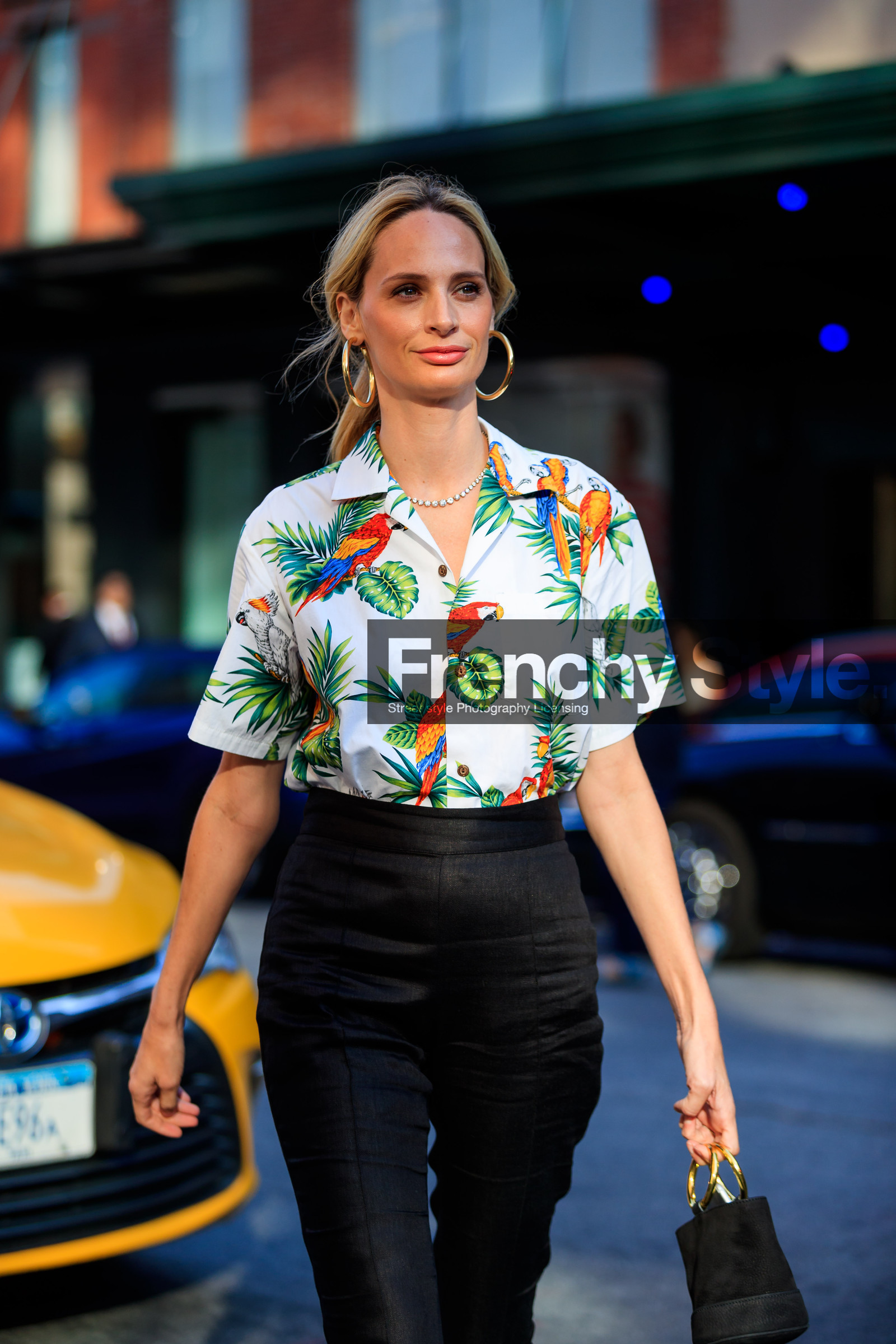 atmosphere details, black bag, black pants, detail, earrings, fashion week, floral, frenchystyle, FW, jonathan paciullo, leather bag, NEW YORK, NYFW, printed shirt, SPRING SUMMER 2018, SS 18, street style, trousers, vertical, white shirt