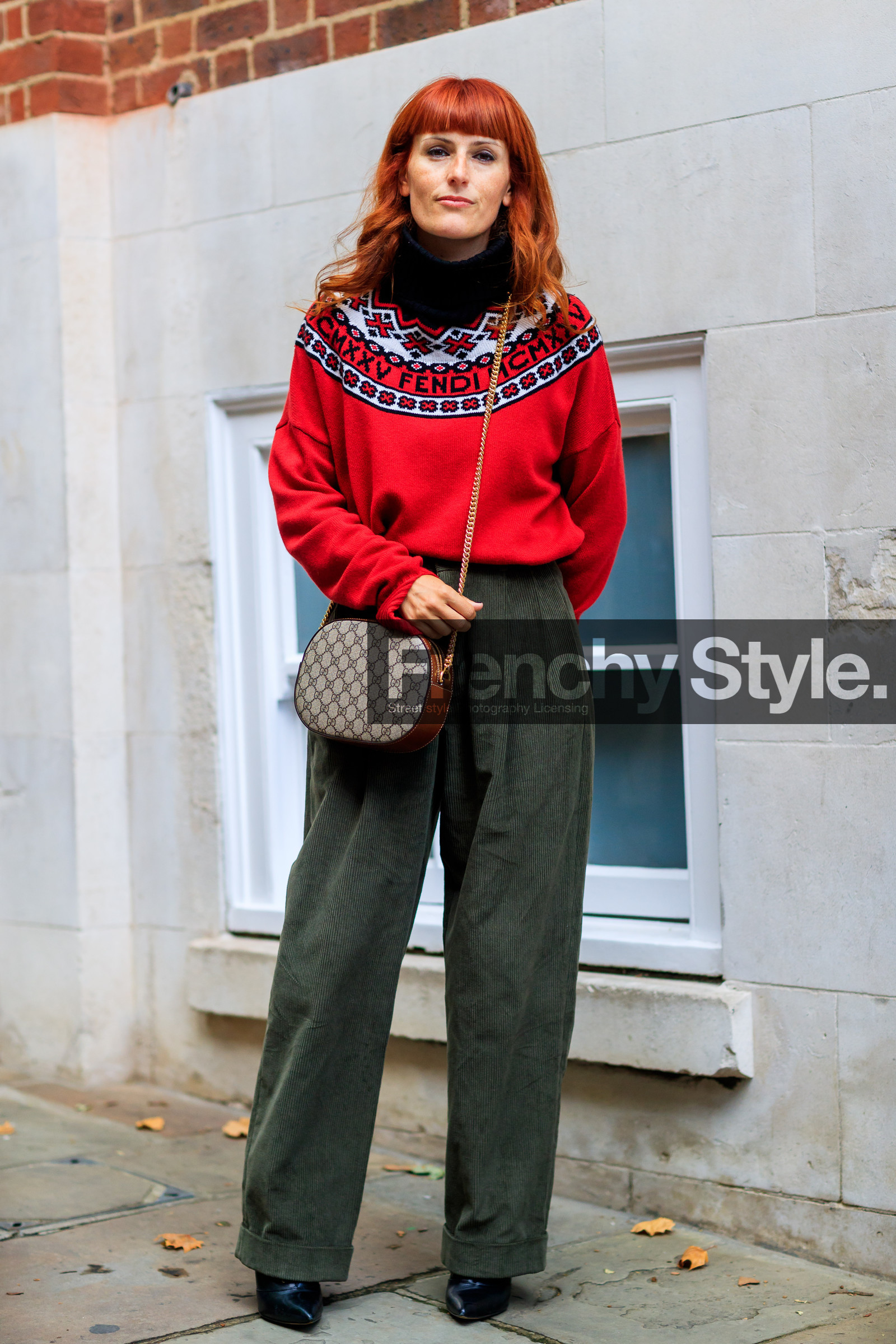 beige bag, black shoes, corduroy, fashion week, fendi, frenchystyle, full length, FW, graphic bag, green pants, gucci, jonathan paciullo, leather bag, leather shoes, LFW, LONDON, monogram, printed bag, printed sweater, red sweater, sara moschini, SPRING SUMMER 2018, SS 18, street style, trousers, vertical