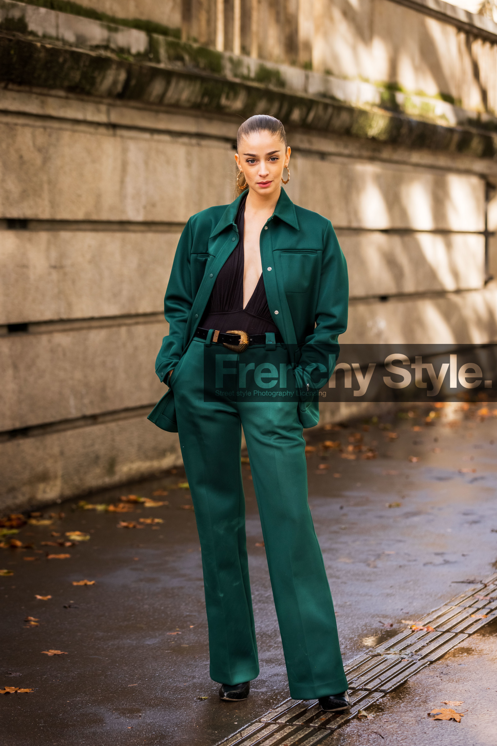 belt, black belt, black top, earrings, flare pants, gold earrings, gold hoops, green jacket, green pants, hoops, jacket, lacoste look, pants, v neck top, lacoste, fashion week, frenchystyle, FW, jonathan paciullo, street style, PFW, PARIS, SPRING SUMMER 2022, SS 22, vertical, full length