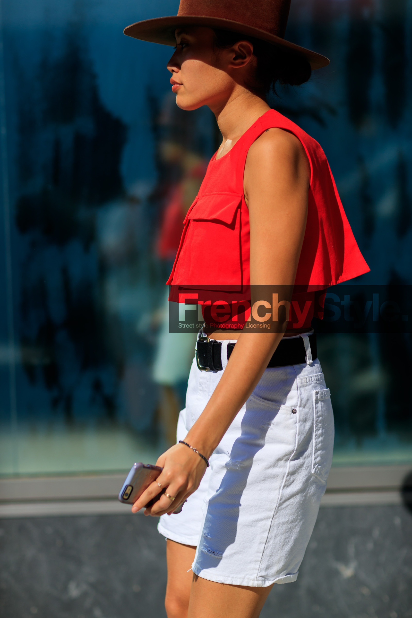 atmosphere details, black belt, brown hat, denim shorts, detail, fashion week, frenchystyle, FW, iphone, jonathan paciullo, leather belt, NEW YORK, NYFW, red top, SPRING SUMMER 2018, SS 18, street style, vertical, white denim