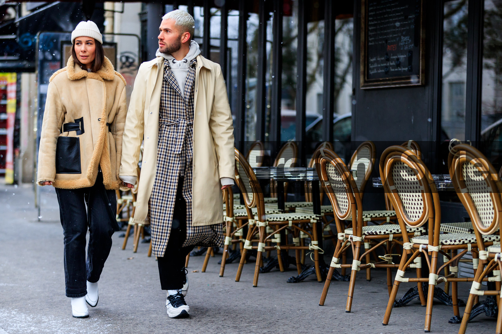 beige jacket, black denim, black pants, checked, denim pants, gingham, graphic jacket, high heels, hoodie, jeans, leather shoes, plaid, printed jacket, shearling, trousers, white beanie, white boots, white coat, white jacket, white sneakers, white sweater, fashion week, frenchystyle, FW, jonathan paciullo, street style, PFW, PARIS, AUTUMN WINTER 2018-2019, FALL WINTER 2018-2019, FW 18-19, horizontal, atmosphere details, full length, alice & j.s