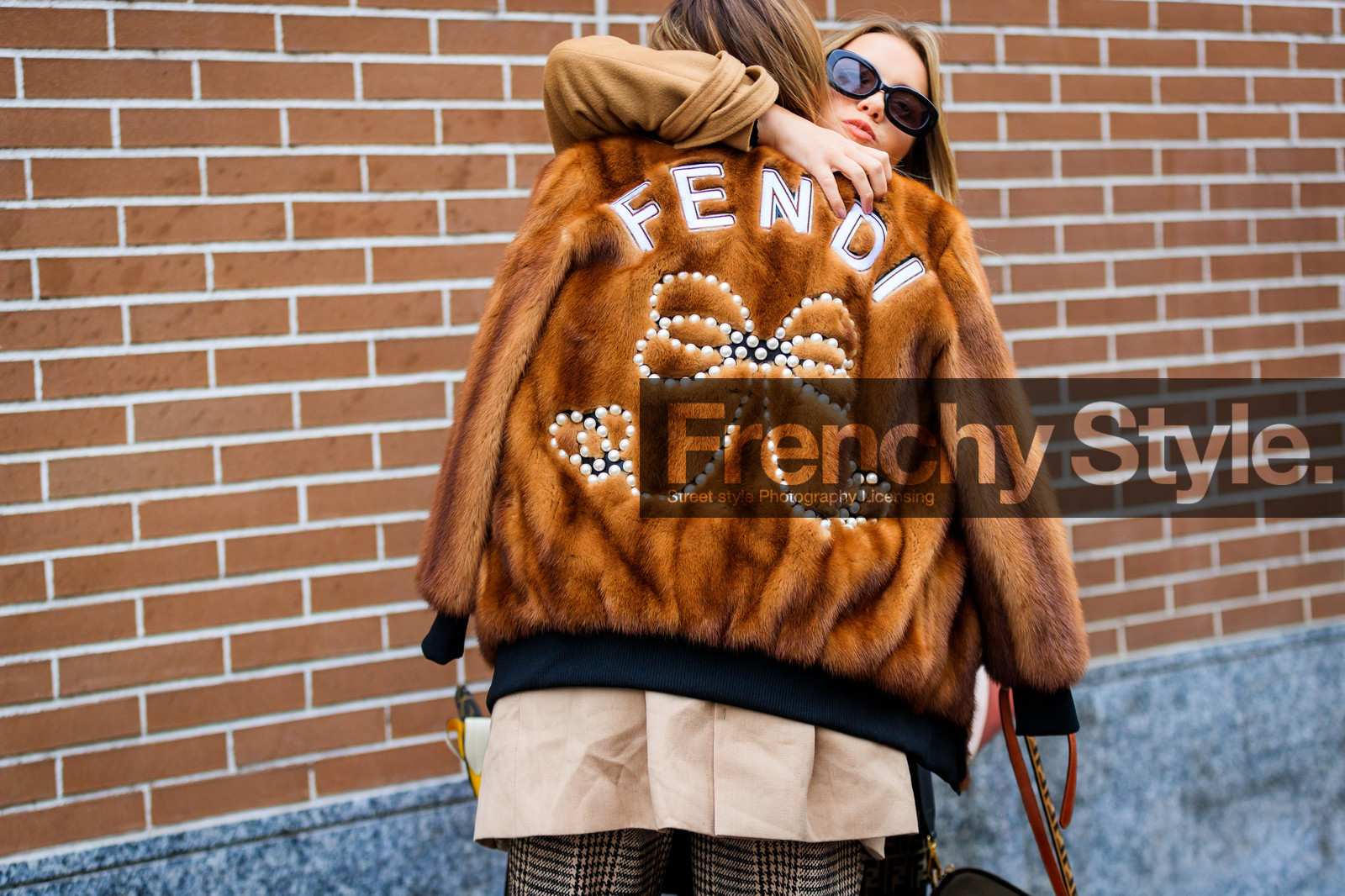 brown fur, brown jacket, embroidered jacket, fendi, fur jacket, graphic jacket, printed jacket, sunglasses, fashion week, frenchystyle, FW, jonathan paciullo, street style, MFW, MILAN, AUTUMN WINTER 2018-2019, FALL WINTER 2018-2019, FW 18-19, horizontal, atmosphere details
