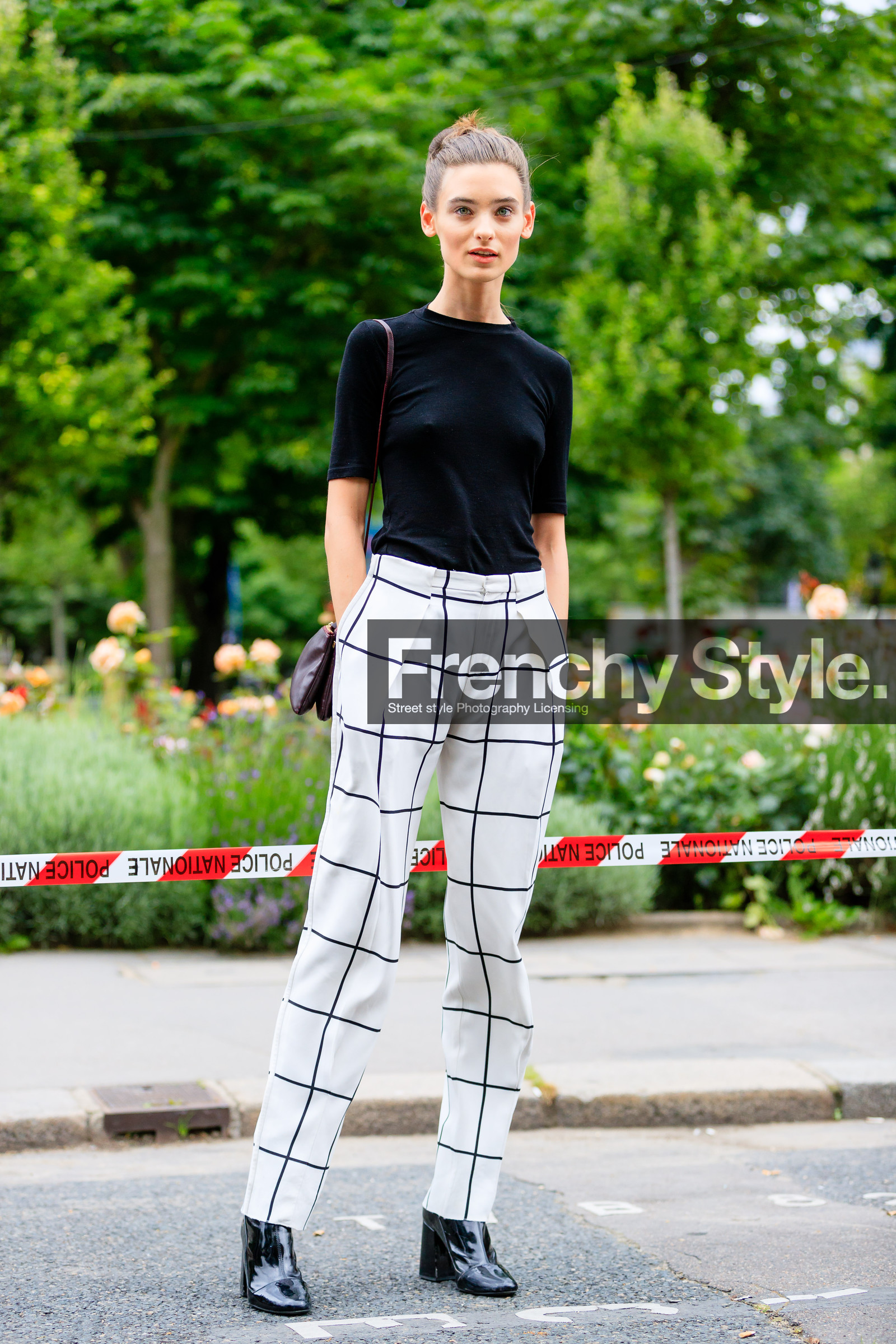 AUTUMN WINTER 2016-2017, AW 16-17, black boots, black sweater, bordeaux, bun, burgundy, Carolina Thaler, checked pants, FALL WINTER 2016-2017, fashion week, frenchystyle, full length, FW, FW 16-17, graphic pants, HAUTE COUTURE, jonathan paciullo, leather bag, leather boots, MENSWEAR, model, PARIS, PFW, printed pants, street style, trousers, varnished leather shoes, vertical, white pants