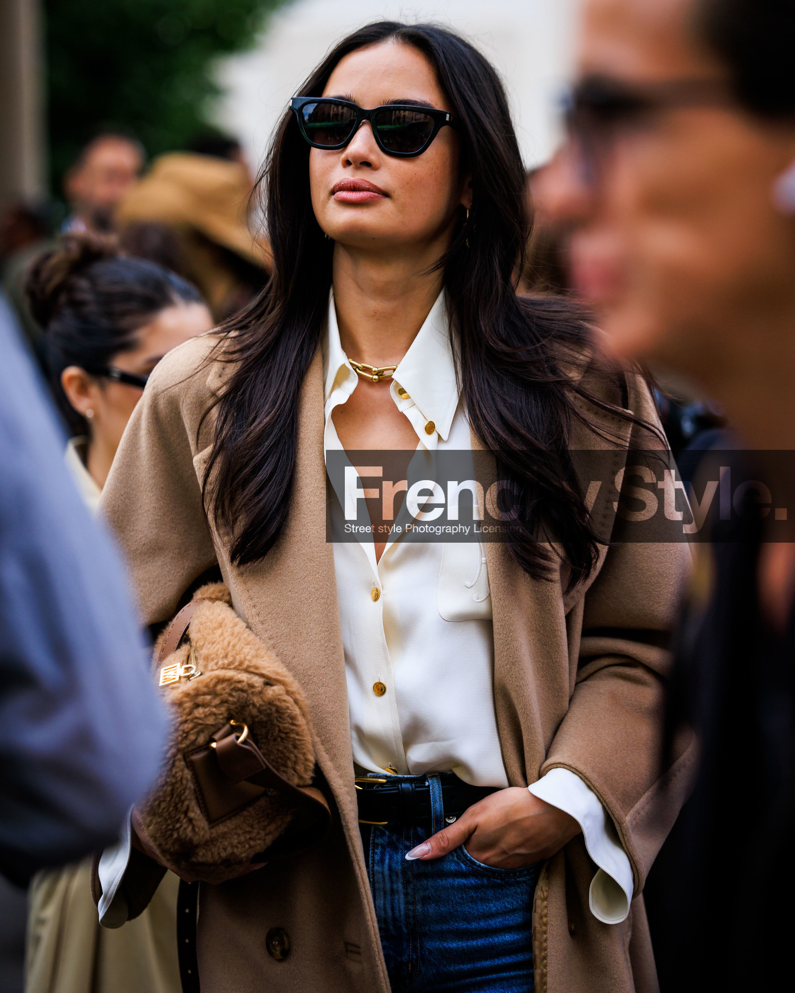 fashion week, frenchystyle, street style, jonathan paciullo, FW, MFW, MILAN, SPRING SUMMER 2024, SS 24, vertical, atmosphere details, detail