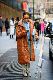 brown leather coat, down jacket, denim, denim shirt, denim total look, light blue shirt, light blue jeans, high boots, high heels boots, animal skin boots, beige leather boots, light blue leather bag, plaited leather bag, bottega veneta bag, fashion week, frenchystyle, FW, jonathan paciullo, street style, NYFW, NEW YORK, AUTUMN WINTER 2020-2021, FALL WINTER 2020-2021, FW 20-21, vertical, full length