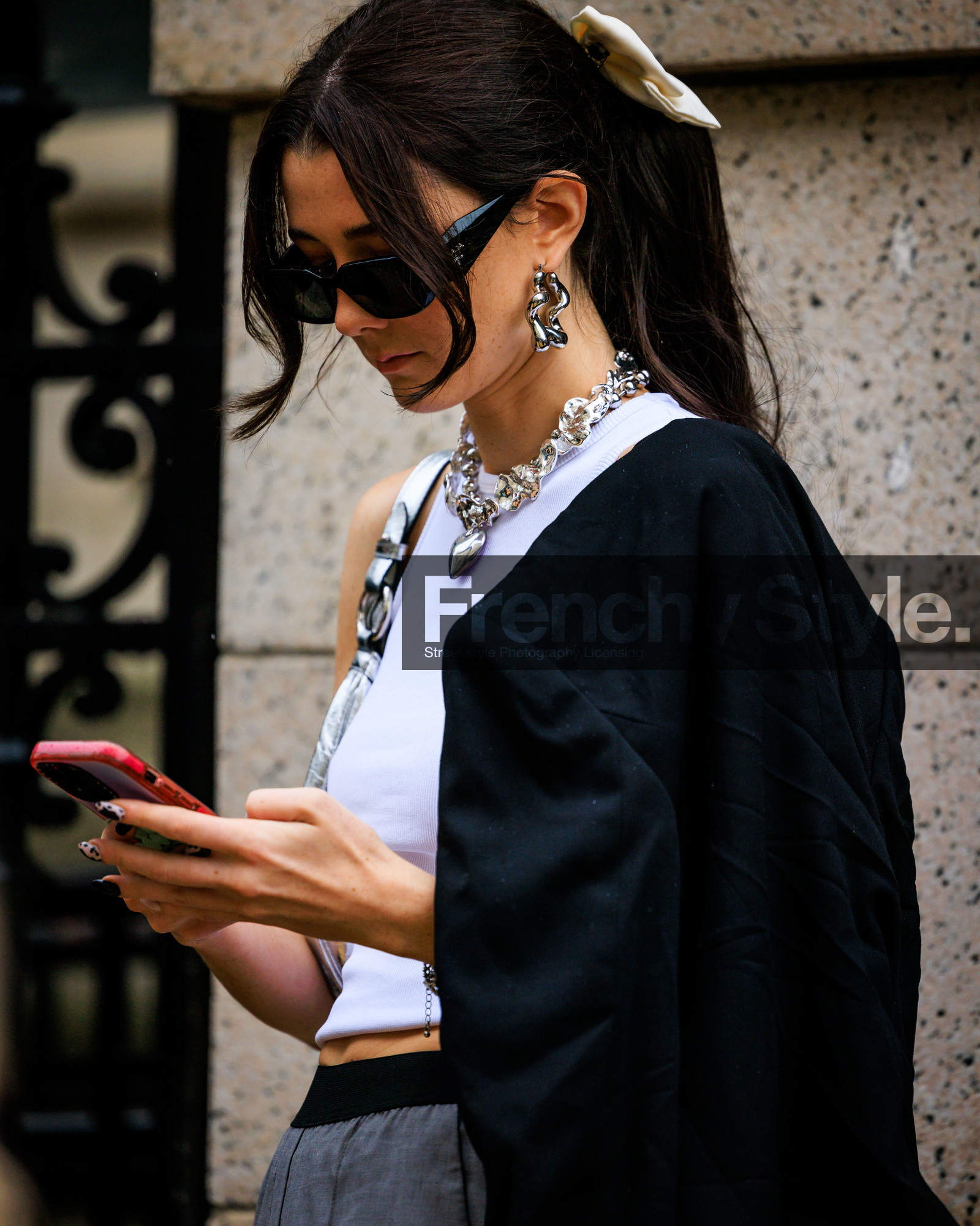 jonathan paciullo, FW, frenchystyle, fashion week, street style, vertical, detail, atmosphere details, NYFW, NEW YORK, SPRING SUMMER 2024, SS 24