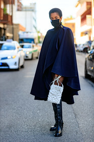 black leather boots, high boots, black tights, plumetis tights, white leather bag, patchwork bag, hand bag, navy blue cape, flower bag, valentino bag, covid face mask, tamu mcpherson, street style, jonathan paciullo, FW, frenchystyle, fashion week, MFW, MILAN, SPRING SUMMER 2021, SS 21, vertical, full length