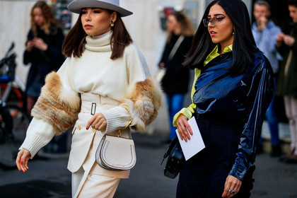 black jacket, chloé, grey hat, leather bag, natural fur, sunglasses, turtleneck sweater, white bag, white pants, white skirt, white sweater, fashion week, frenchystyle, FW, jonathan paciullo, street style, MFW, MILAN, AUTUMN WINTER 2019-2020, AW 19-20, FALL WINTER 2019-2020, FW 19-20, atmosphere details, detail, horizontal