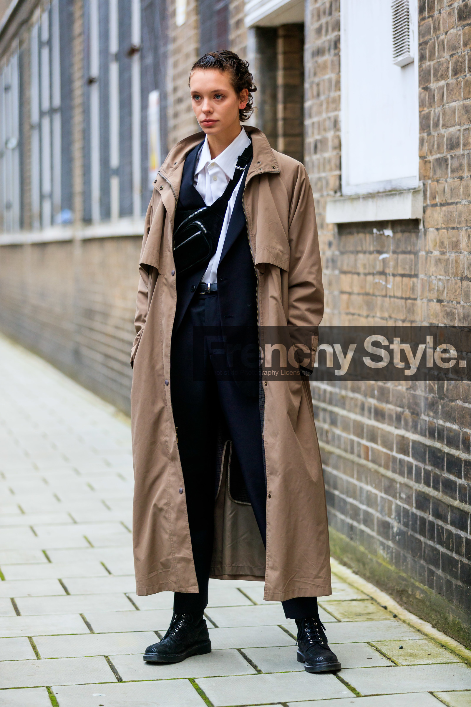 beige coat, black bag, black jacket, black pants, black shoes, black suit, blazer, fanny pack, leather bag, leather shoes, model, short hair, trousers, white shirt, LONDON, LFW, fashion week, frenchystyle, FW, jonathan paciullo, street style, AUTUMN WINTER 2019-2020, AW 19-20, FW 19-20, FALL WINTER 2019-2020, vertical, full length