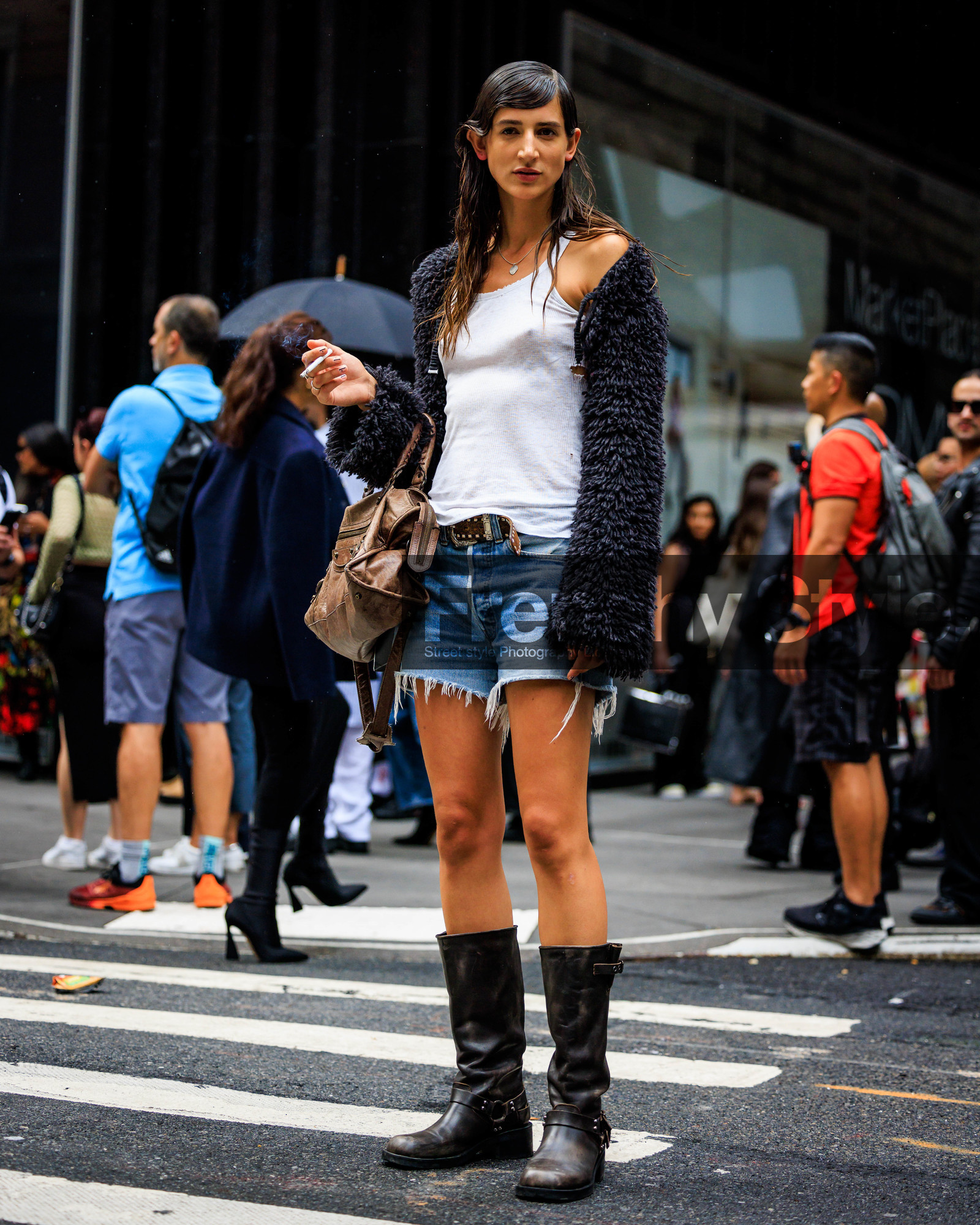 jonathan paciullo, FW, frenchystyle, fashion week, street style, vertical, detail, atmosphere details, NEW YORK, NYFW, SPRING SUMMER 2024, SS 24