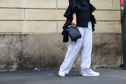 atmosphere details, AUTUMN WINTER 2016-2017, AW 16-17, black bag, black clutch, black jacket, black knit, black sweater, detail, FALL WINTER 2016-2017, fashion week, frenchystyle, FW, FW 16-17, geometric, graphic pants, horizontal, jonathan paciullo, leather bag, leather clutch, leather sneakers, LFW, lisa aiken, LONDON, MENSWEAR, street style, striped pants, stripes, trousers, white pants, white sneakers
