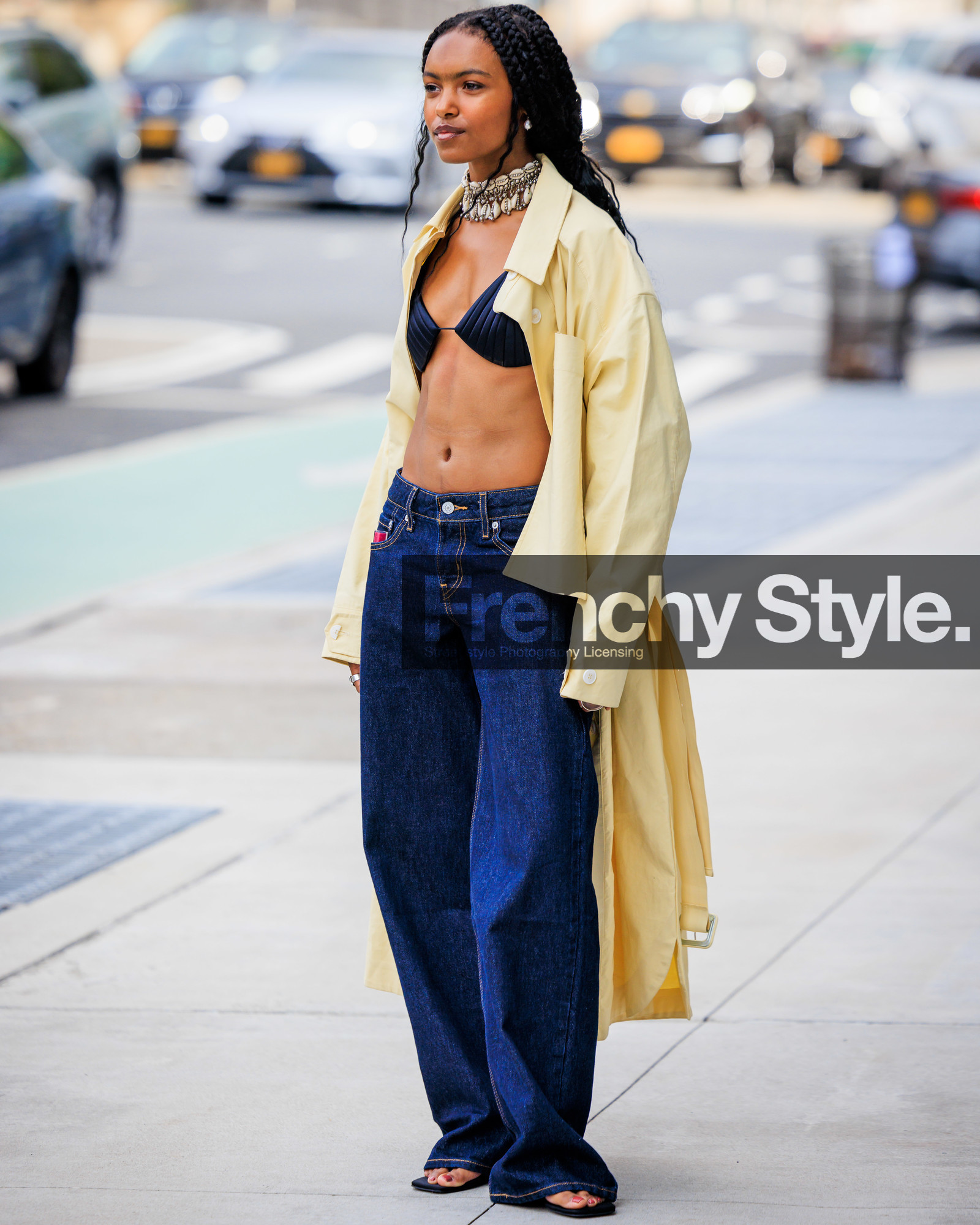 jonathan paciullo, FW, frenchystyle, fashion week, street style, vertical, detail, atmosphere details, NYFW, NEW YORK, SPRING SUMMER 2024, SS 24