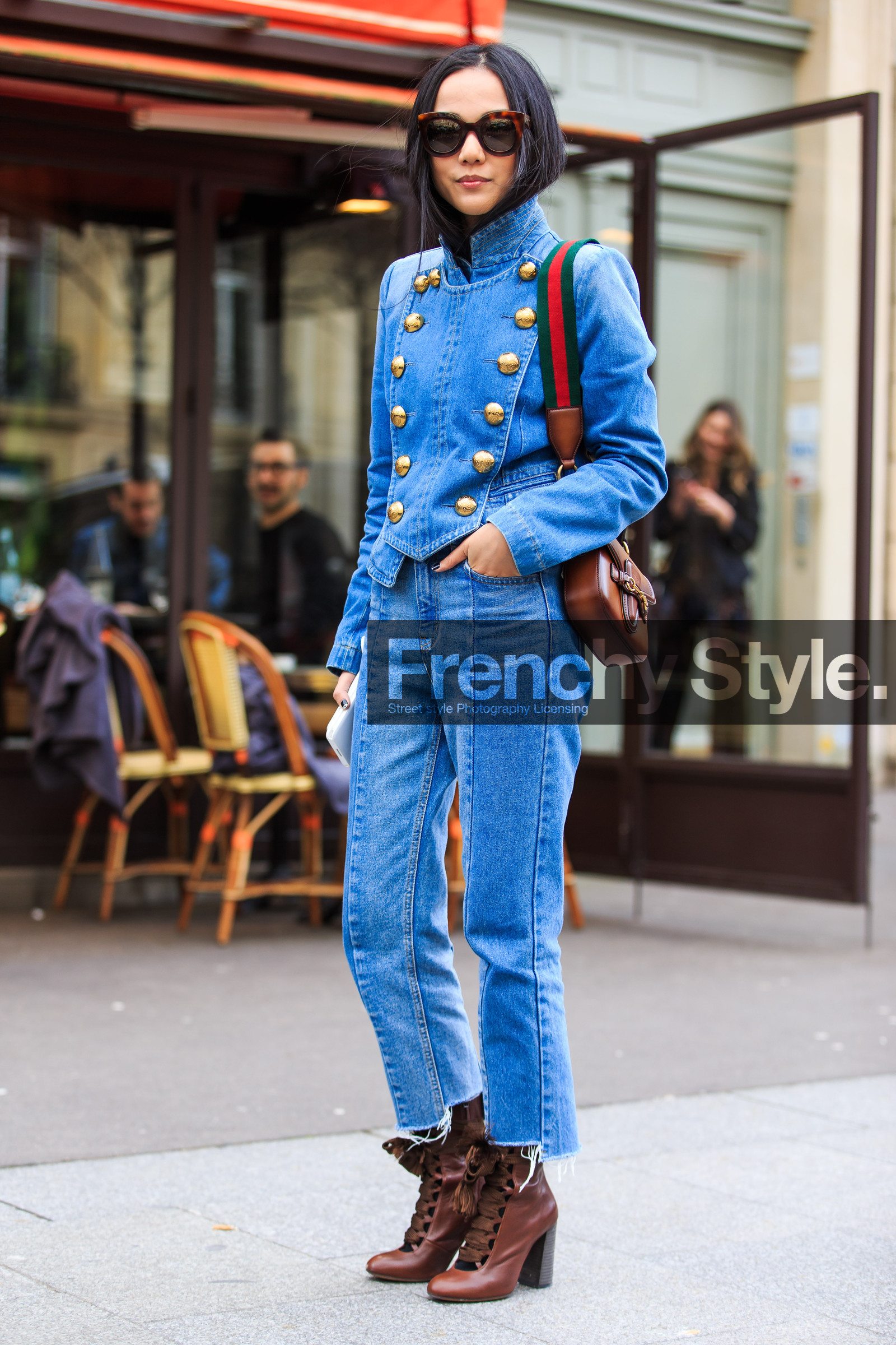 AUTUMN WINTER 2016-2017, AW 16-17, blue denim, brown bag, brown boots, chloe, céline, denim jacket, denim pants, FALL WINTER 2016-2017, fashion week, frenchystyle, full length, FW, FW 16-17, golden details, gucci, high heels, jeans, jonathan paciullo, lace up shoes, leather bag, leather boots, PARIS, PFW, ripped pants, street style, sunglasses, trousers, vertical, vêtements, yoyo cao
