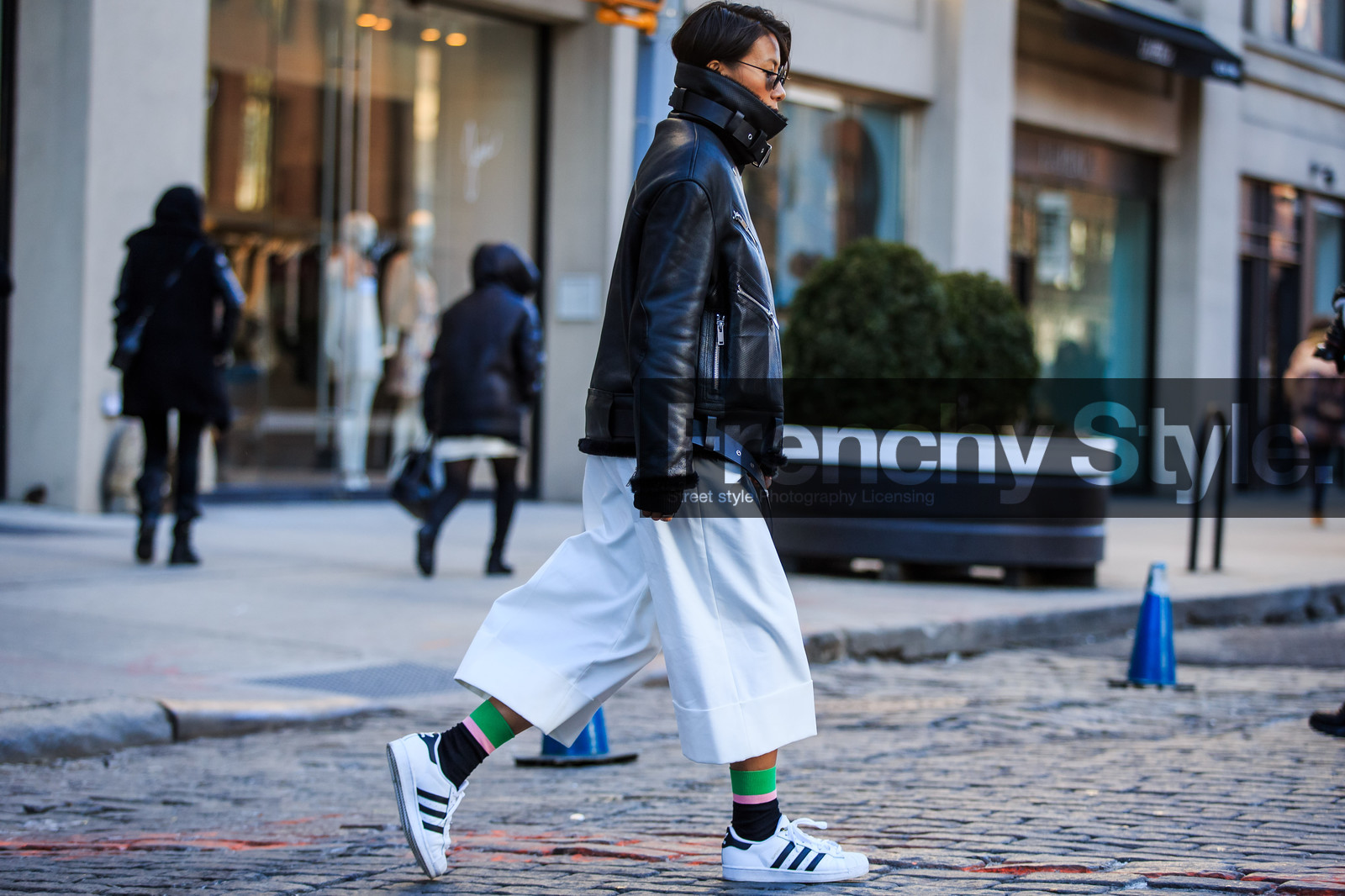 acne studios, adidas, atmosphere details, AUTUMN WINTER 2016-2017, AW 16-17, black jacket, black perfecto, detail, fashion week, frenchystyle, FW, FW 16-17, horizontal, jonathan paciullo, leather jacket, leather perfecto, leather sneakers, NEW YORK, NYFW, street style, sunglasses, superstar sneakers, white pants, white sneakers, wide pants, woman, zip