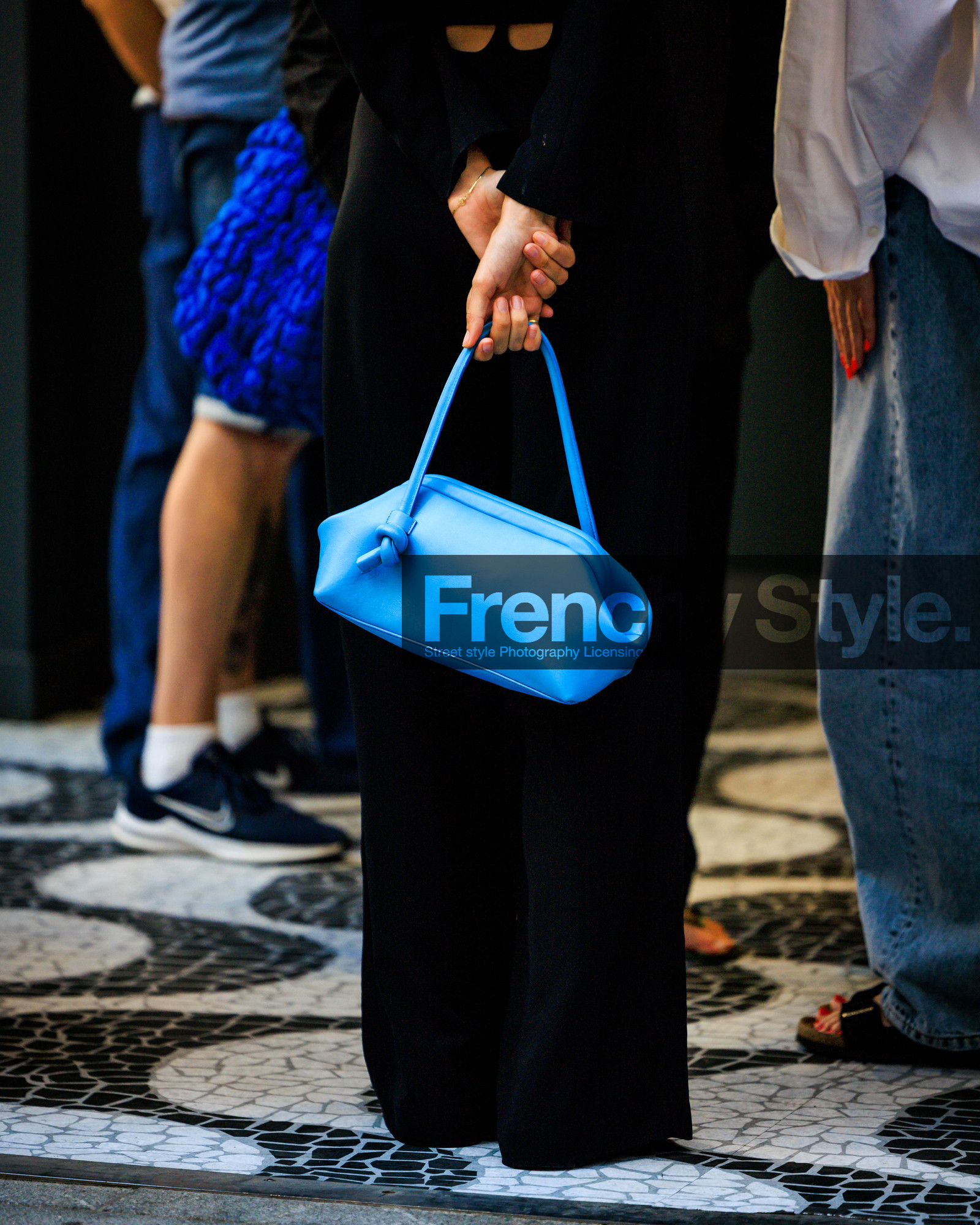 fashion week, frenchystyle, FW, jonathan paciullo, street style, LFW, LONDON, atmosphere details, detail, SPRING SUMMER 2024, SS 24