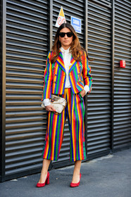 AUTUMN WINTER 2017-2018, AW 17-18, embroidered bag, FALL WINTER 2017-2018, fashion week, frenchystyle, full length, FW, FW 17-18, geometric, graphic jacket, graphic pants, graphic suit, high heels, jonathan paciullo, leather bag, leather shoes, MFW, MILAN, multicolor jacket, multicolor pants, pearls, printed suit, ray ban, red shoes, street style, striped jacket, striped pants, striped suit, stripes, sunglasses, trousers, vertical, white bag, white shirt