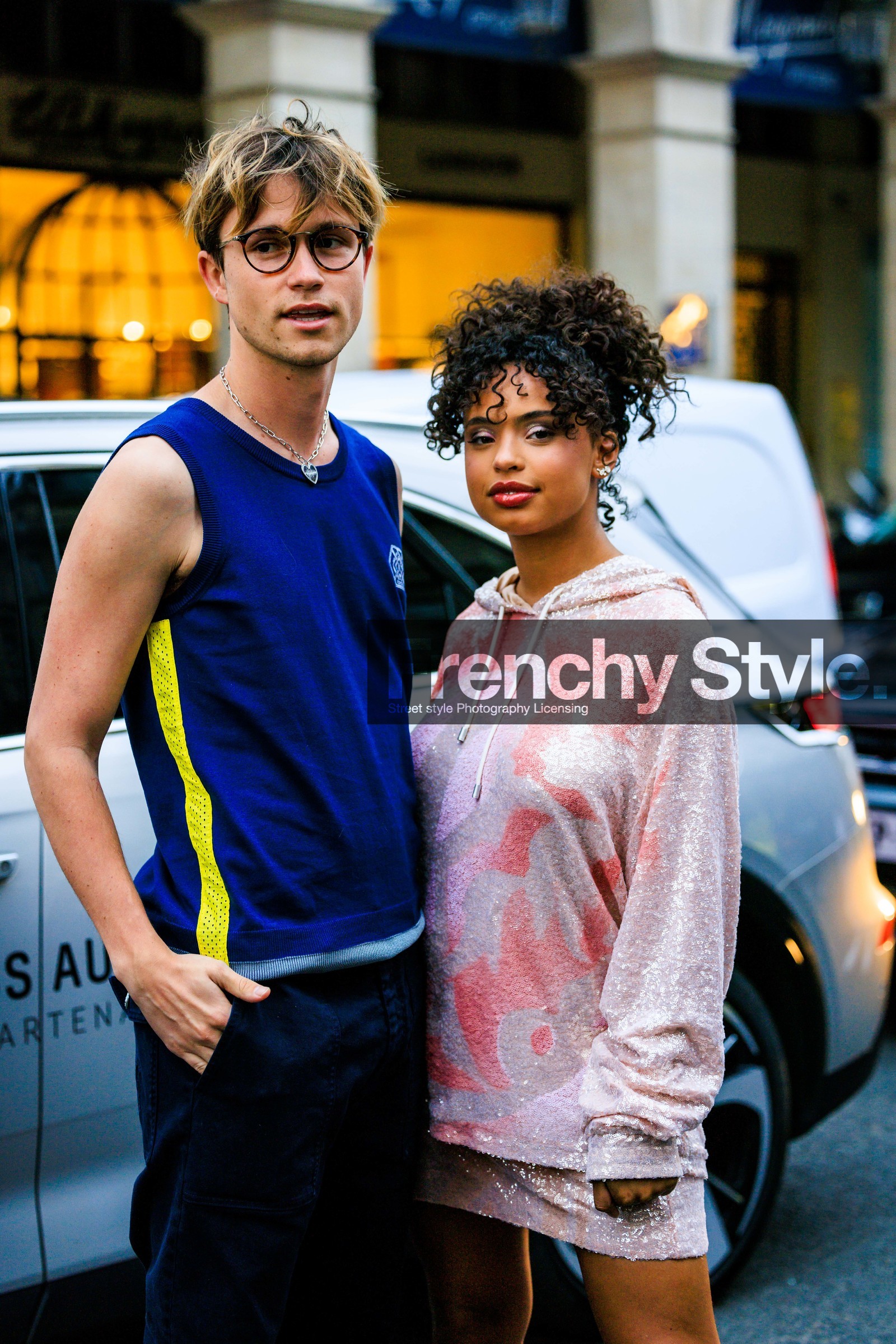 glasses, 90s look, silver necklace, afro hair, blue tanktop, pink hoodie, shiny hoodie, pastel pink hoodies, mini skirt, pastel pink skirt, paola locatelli, fashion week, frenchystyle, FW, jonathan paciullo, street style, AUTUMN WINTER 2022-2023, FALL WINTER 2022_2023, FW 22-23, PFW, PARIS, vertical, detail