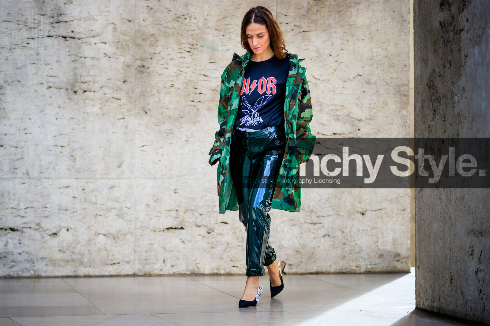 atmosphere details, AUTUMN WINTER 2017-2018, AW 17-18, black and white shoes, black pants, black shoes, black t shirt, camo jacket, camouflage, christian dior, erika boldrin, FALL WINTER 2017-2018, fashion week, frenchystyle, full length, FW, FW 17-18, green jacket, high heels, horizontal, jonathan paciullo, leather pants, leather shoes, military jacket, PARIS, PFW, printed jacket, printed t shirt, street style, trousers, vinyl