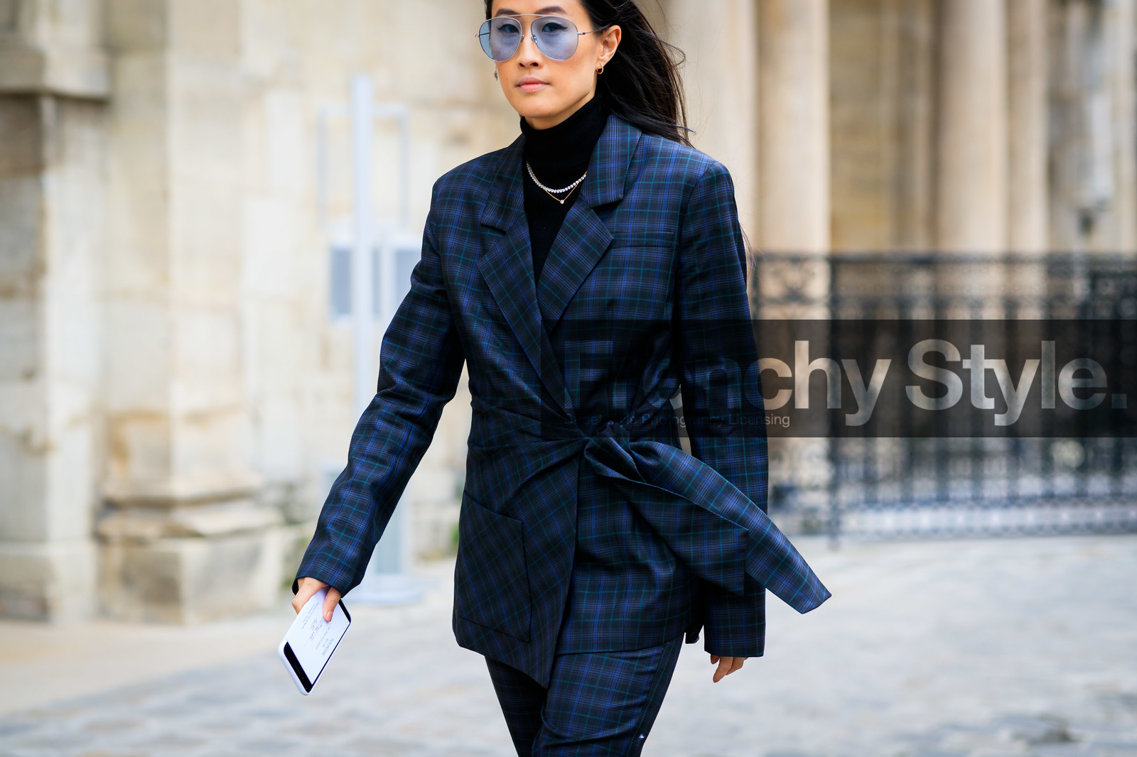 black turtleneck, blazer, blue jacket, blue pants, checked, checked suit, graphic jacket, graphic pants, graphic suit, justine lee, navy suit, necklace, pearls, plaid, printed jacket, printed pants, printed suit, sunglasses, trousers, PARIS, PFW, street style, jonathan paciullo, FW, frenchystyle, fashion week, AUTUMN WINTER 2019-2020, AW 19-20, FALL WINTER 2019-2020, FW 19-20, horizontal, atmosphere details, detail