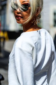 atmosphere details, back detail, detail, dyed hair, earrings, fashion week, frenchystyle, FW, jonathan paciullo, NEW YORK, NYFW, SPRING SUMMER 2018, SS 18, street style, sunglasses, vanessa hong, vertical, white shirt