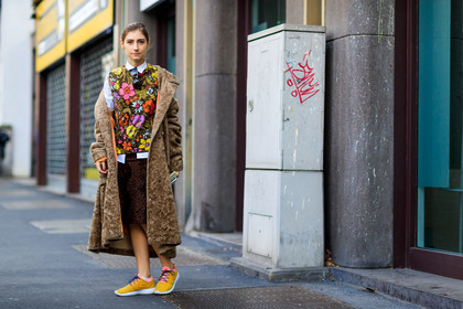 animal print, atmosphere details, AUTUMN WINTER 2017-2018, AW 17-18, brown coat, brown fur, brown skirt, FALL WINTER 2017-2018, fashion week, floral, flower, frenchystyle, full length, Fur coat, fur skirt, FW, FW 17-18, horizontal, jenny walton, jonathan paciullo, leather shoes, leopard print, MFW, MILAN, multicolor sweater, nike, printed skirt, printed sweater, sleeveless, street style, sunglasses, white shirt, yellow sneakers