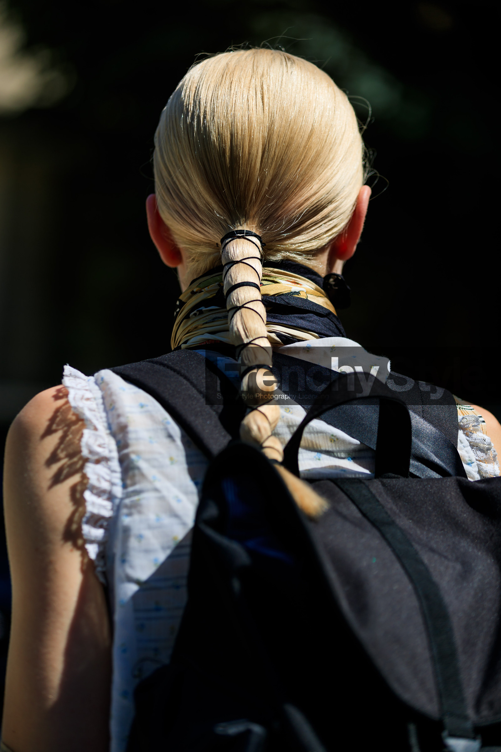 backpack, black bag, braids, hairstyle, leather bag, fashion week, frenchystyle, FW, jonathan paciullo, street style, PFW, PARIS, vertical, detail, atmosphere details, model, AUTUMN WINTER 2018-2019, FALL WINTER 2018-2019, FW 18-19