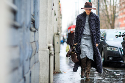 atmosphere details, AUTUMN WINTER 2016-2017, AW 16-17, black coat, black fur, black jacket, brown bag, brown boots, brown hat, FALL WINTER 2016-2017, fashion week, frenchystyle, full length, fur coat, fur jacket, FW, FW 16-17, grey dress, high heels, horizontal, jonathan paciullo, knit dress, leather bag, leather boots, LFW, LONDON, MENSWEAR, street style
