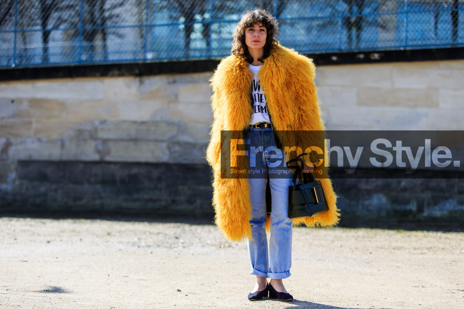 alligator, atmosphere details, AUTUMN WINTER 2016-2017, AW 16-17, ballerinas, black shoes, blue denim, denim pants, emerald, FALL WINTER 2016-2017, fashion week, frenchystyle, full length, fur coat, FW, FW 16-17, green bag, horizontal, irina lakicevic, jeans, jonathan paciullo, leather bag, message, PARIS, PFW, printed t shirt, street style, trousers, white t shirt, yellow coat, yellow fur