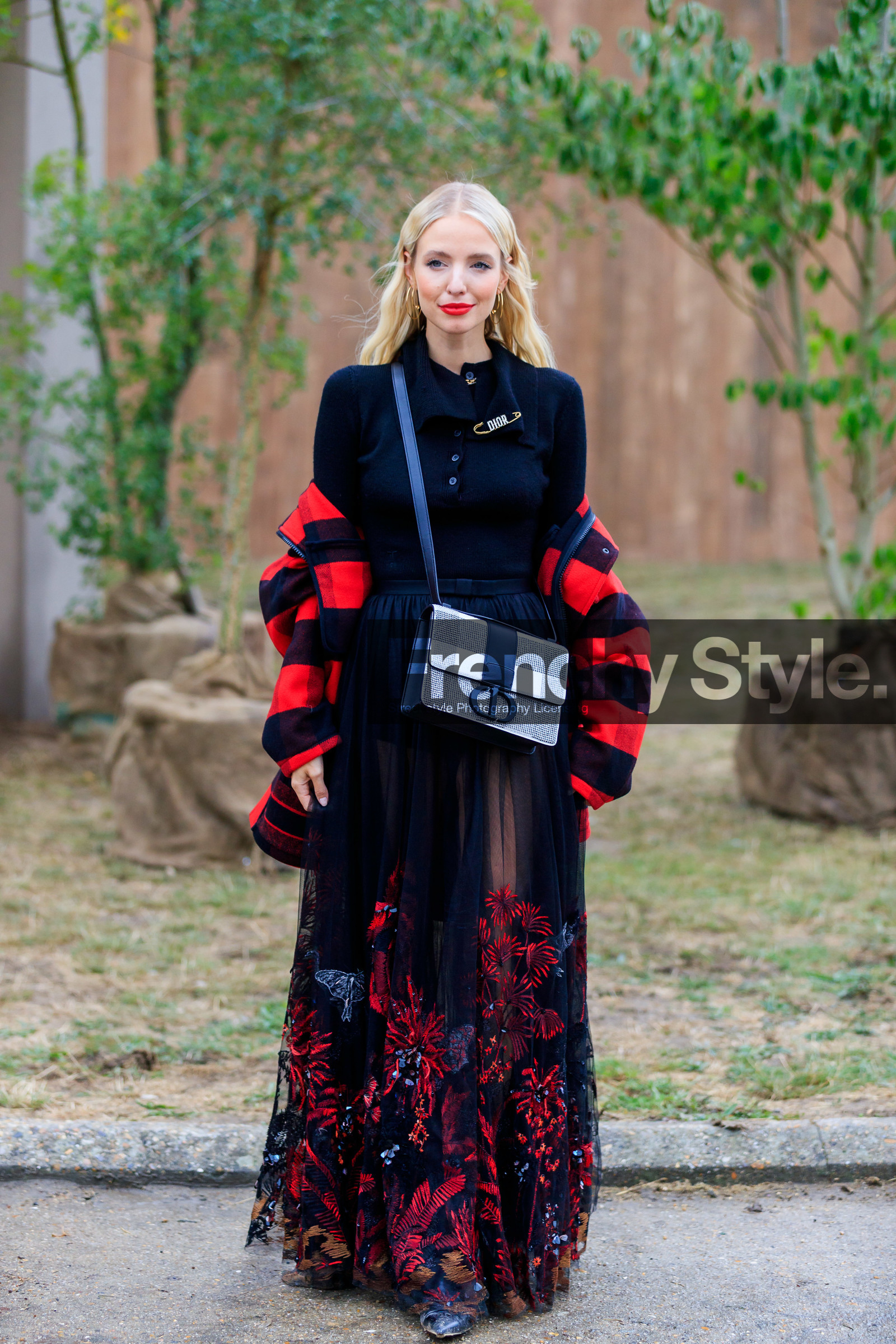 eleonora carisi, leonie hanne, dior bag, dior earrings, dior necklace, dior jacket, dior pin, dior pullover, dior skirt, black pullover, black polo shirt, black skirt, black jacket, strassed pin, crossbody bag, checked jacket, red jacket, embroidered skirt, long skirt, sheer skirt, checked bag, hoop earrings, golden earrings, 30 montaigne bag, fashion week, frenchystyle, FW, jonathan paciullo, street style, SPRING SUMMER 2020, SS 20, PFW, PARIS, vertical, full length