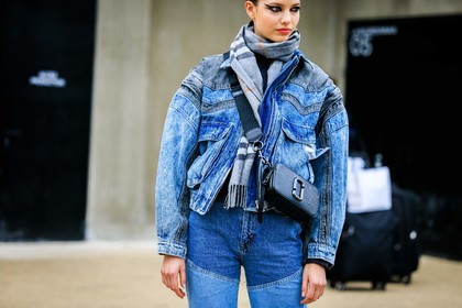 chanel, plaid scarf, grey scarf, smoky eyes, denim jacket, marcjacobs bag, black handbag, crossbody bag, denim jeans, dual toned jeans, make up, fashion week, frenchystyle, FW, jonathan paciullo, street style, PARIS, PFW, SPRING SUMMER 2022, SS 22, atmosphere details, detail, horizontal, model
