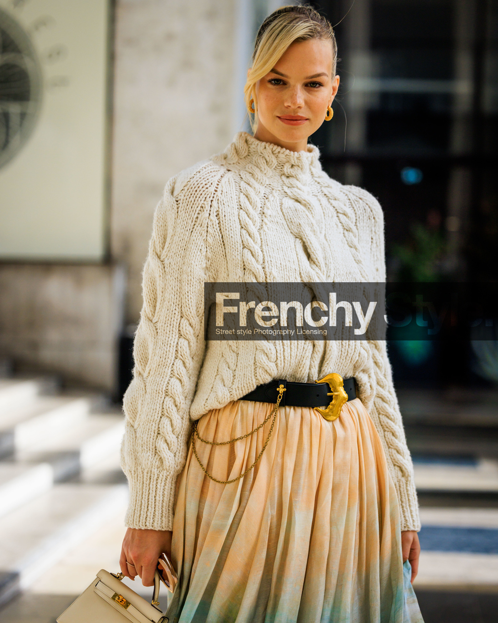 PARIS, PFW, fashion week, frenchystyle, FW, jonathan paciullo, street style, SPRING SUMMER 2024, SS 24, vertical, atmosphere details, detail