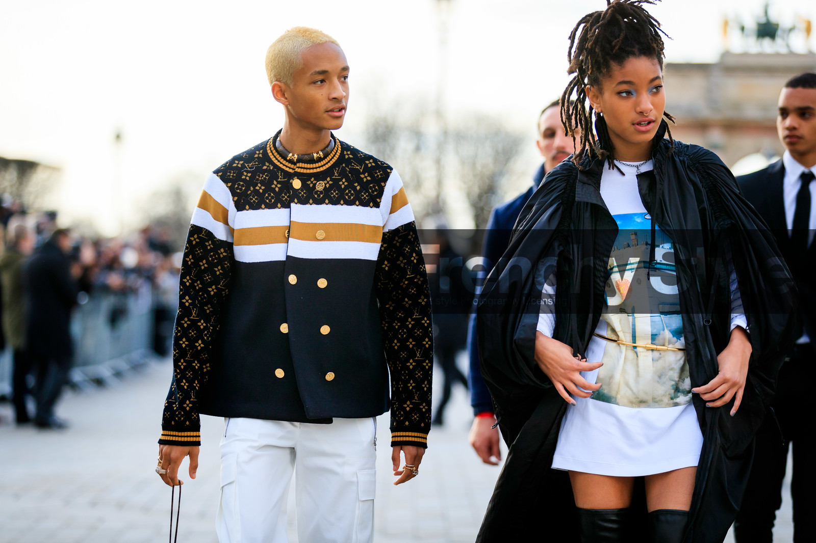 black jacket, braids, eyeshadow, graphic jacket, jaiden smtih, louis vuitton, monogram, necklace, printed jacket, printed t shirt, trousers, white pants, white t shirt, PARIS, PFW, street style, jonathan paciullo, FW, frenchystyle, fashion week, AUTUMN WINTER 2019-2020, AW 19-20, FALL WINTER 2019-2020, FW 19-20, horizontal, atmosphere details, detail