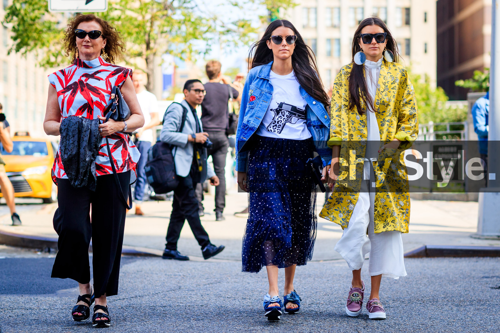 atmosphere details, black pants, black shoes, blue denim, blue shoes, blue skirt, denim jacket, earrings, embroidered jacket, fashion week, frenchystyle, full length, FW, high heels, horizontal, jonathan paciullo, leather bag, leather shoes, NEW YORK, NYFW, pink shoes, printed coat, printed skirt, printed t shirt, printed top, red top, SPRING SUMMER 2018, SS 18, street style, sunglasses, trousers, white pants, white t shirt, yellow coat