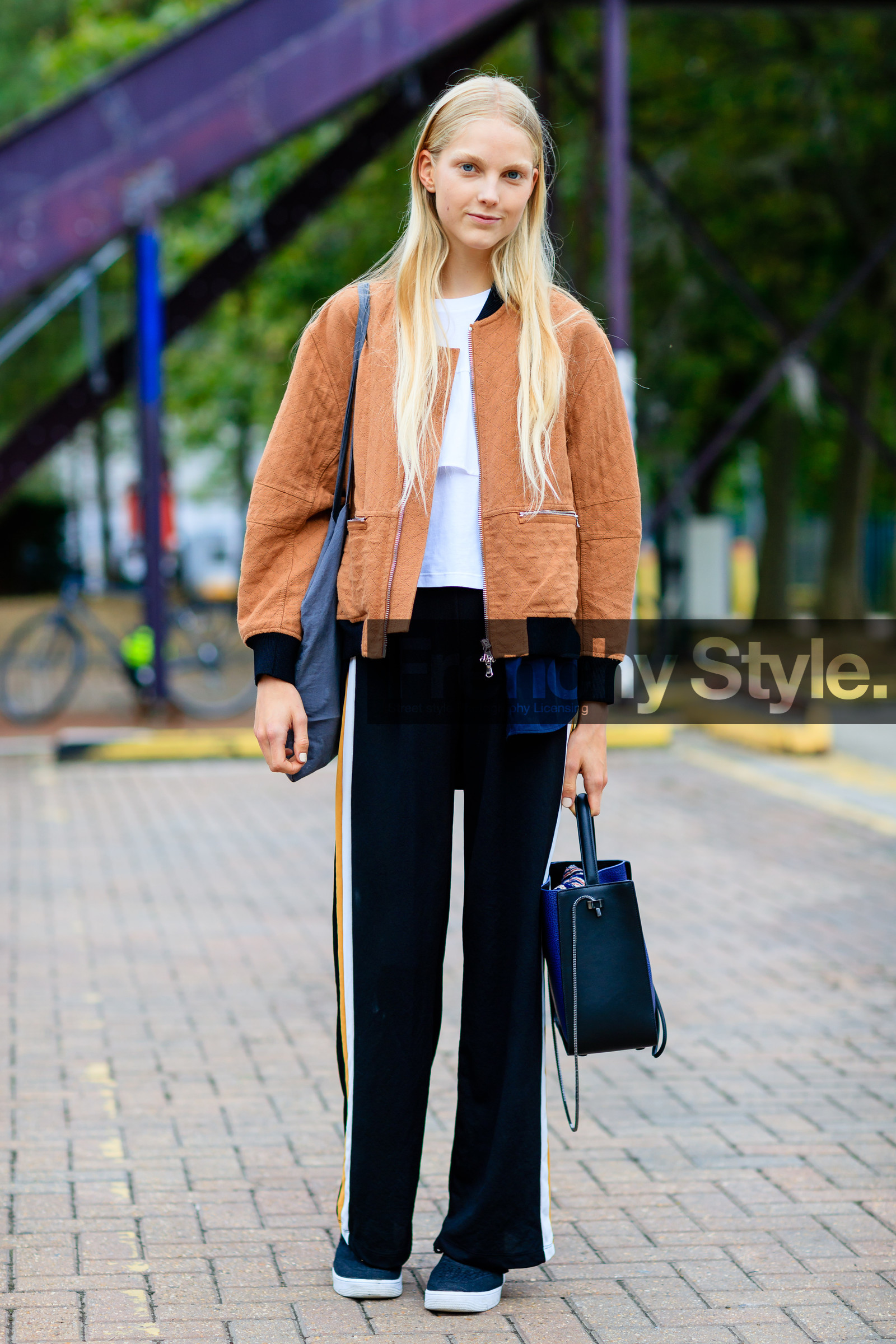 black bag, black pants, black slippers, bomber jacket, camel jacket, fashion week, frenchystyle, full length, FW, grey bag, jonathan paciullo, leather bag, LFW, LONDON, long hair, model, natural, SPRING SUMMER 2017, SS 17, street style, tote bag, trousers, vertical, white t shirt, woman